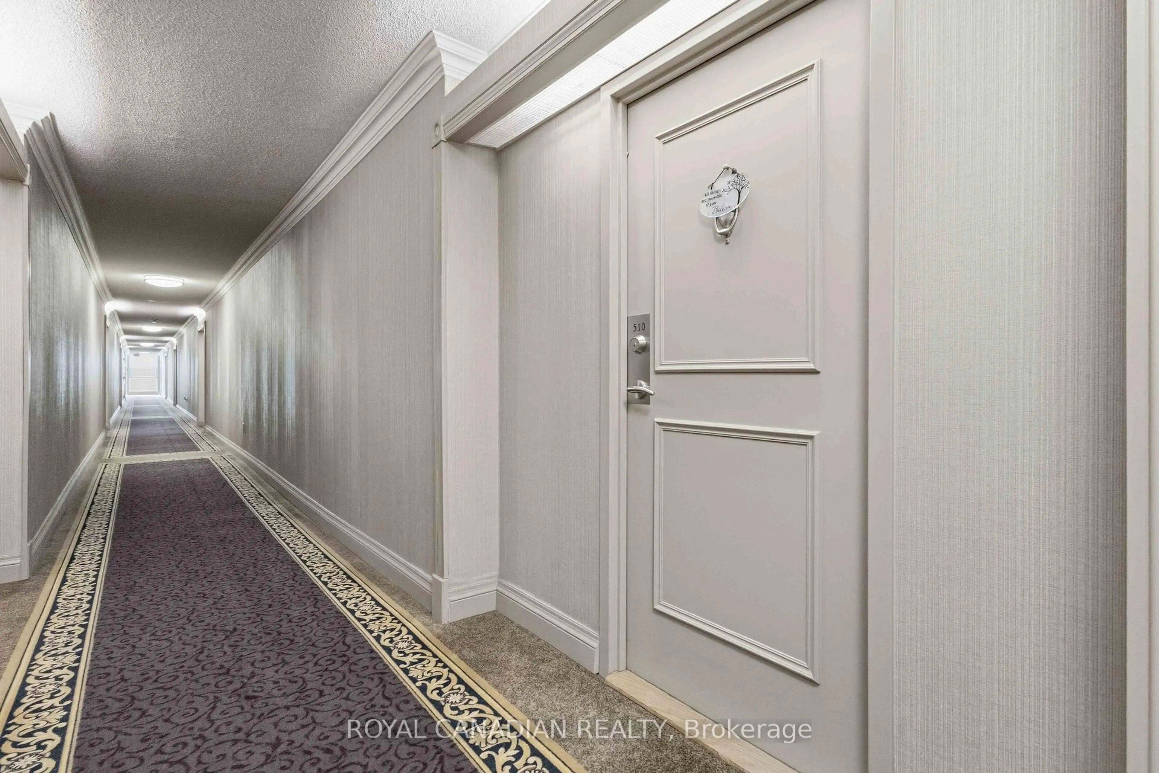 Indoor foyer for 20 Dean Park Rd #510, Toronto Ontario M1B 3G9