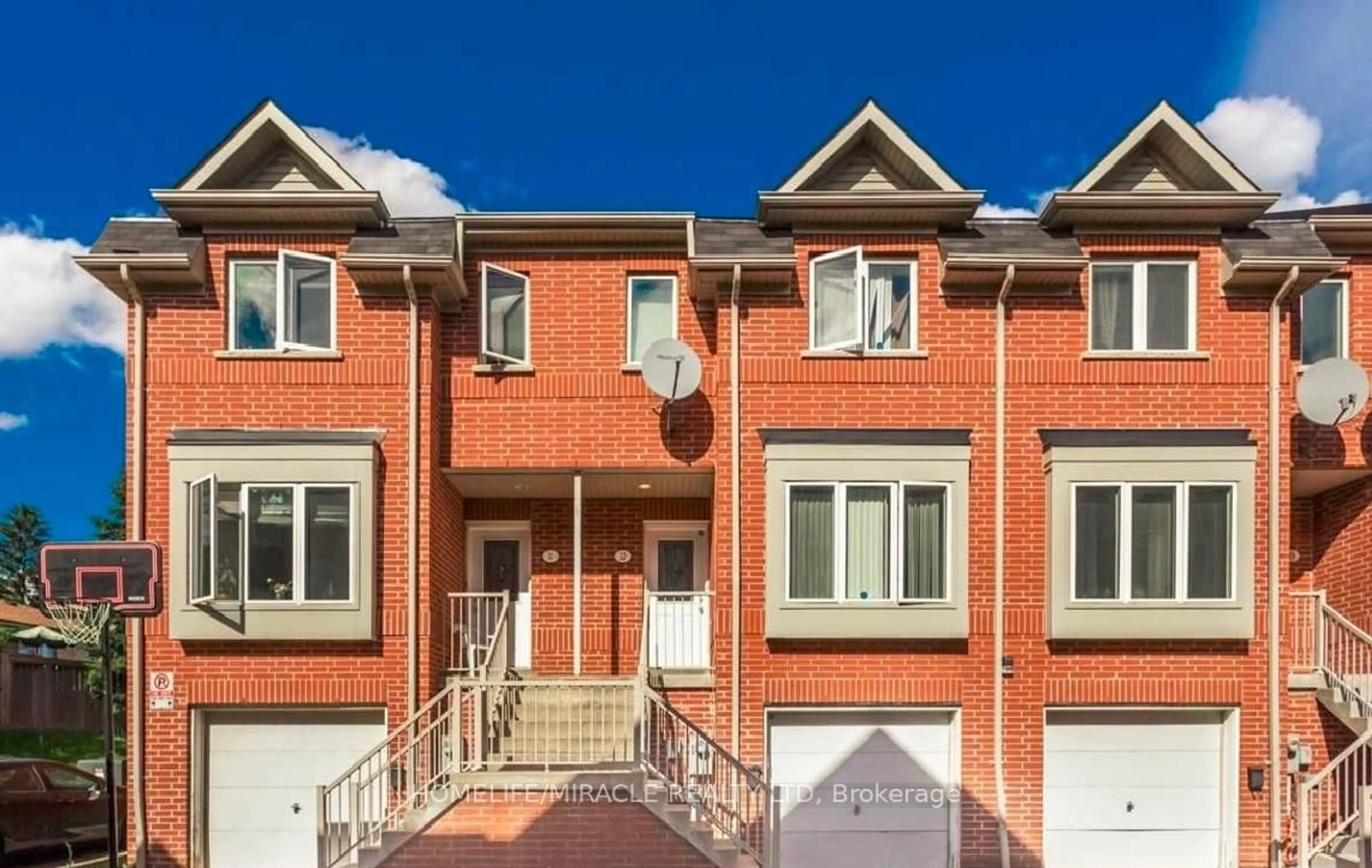 Home with brick exterior material, street for 4200 Kingston Rd #12, Toronto Ontario M1E 2M6