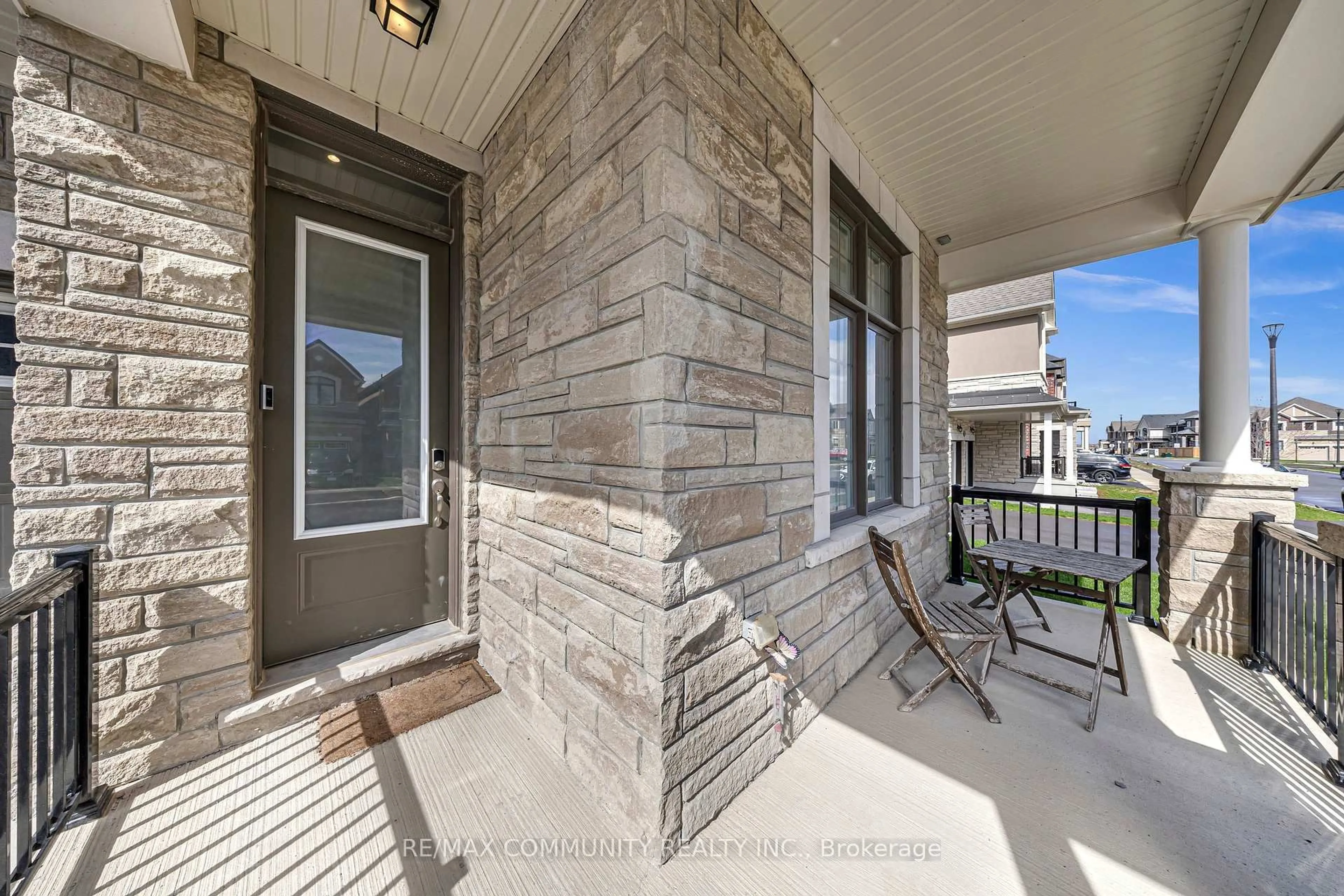 Unknown for 1567 Scarlett Tr, Pickering Ontario L1V 2P8