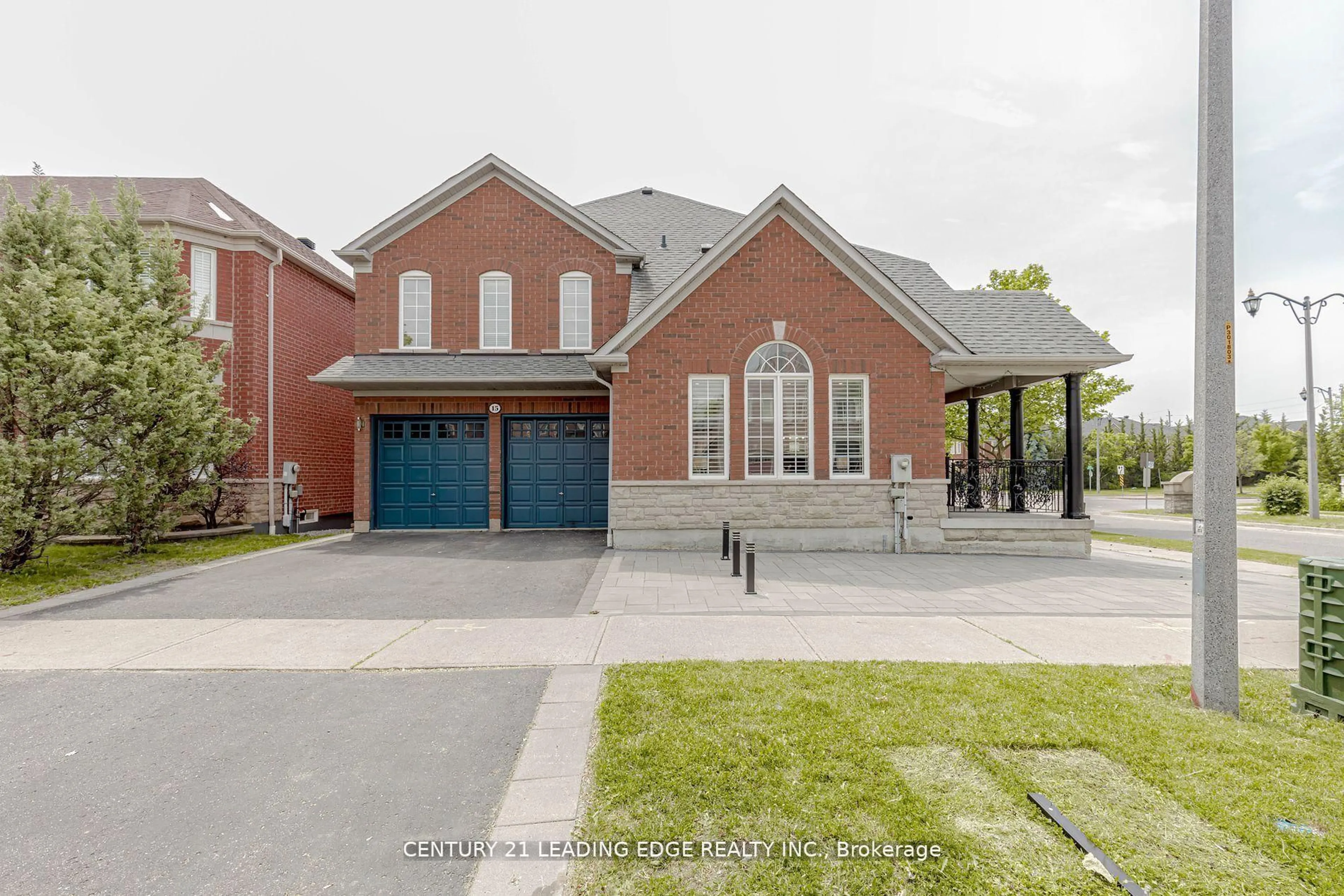 Home with brick exterior material, street for 15 Alden Sq, Ajax Ontario L1T 4Z2