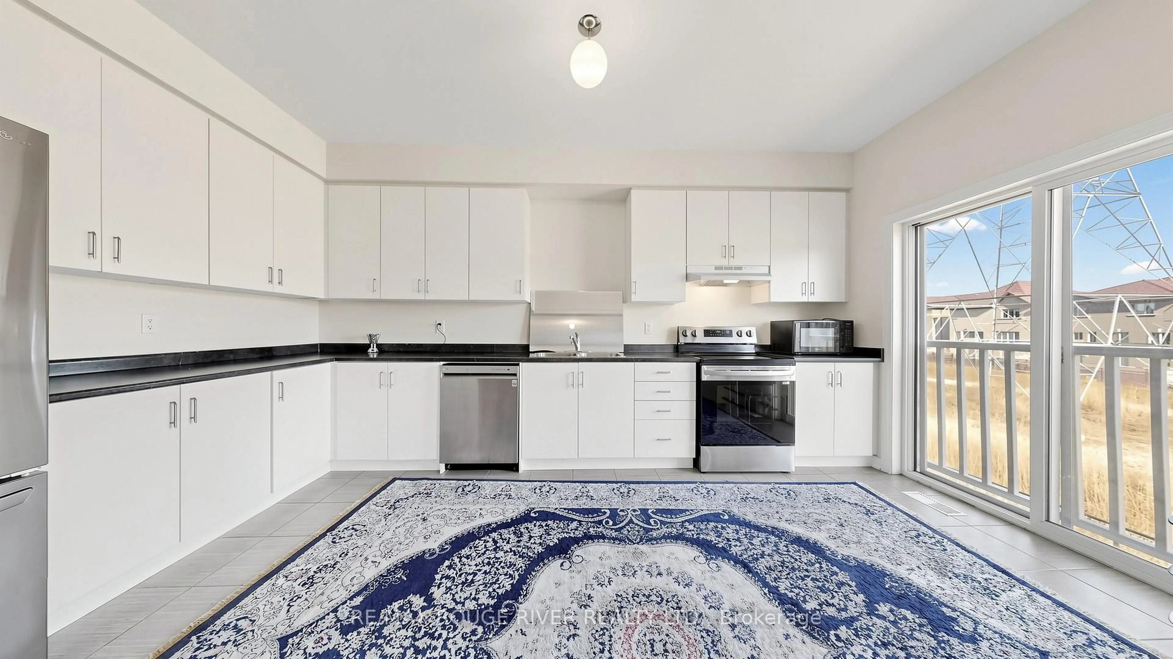 Standard kitchen, ceramic/tile floor for 1099 Cameo St, Pickering Ontario L1V 1N8