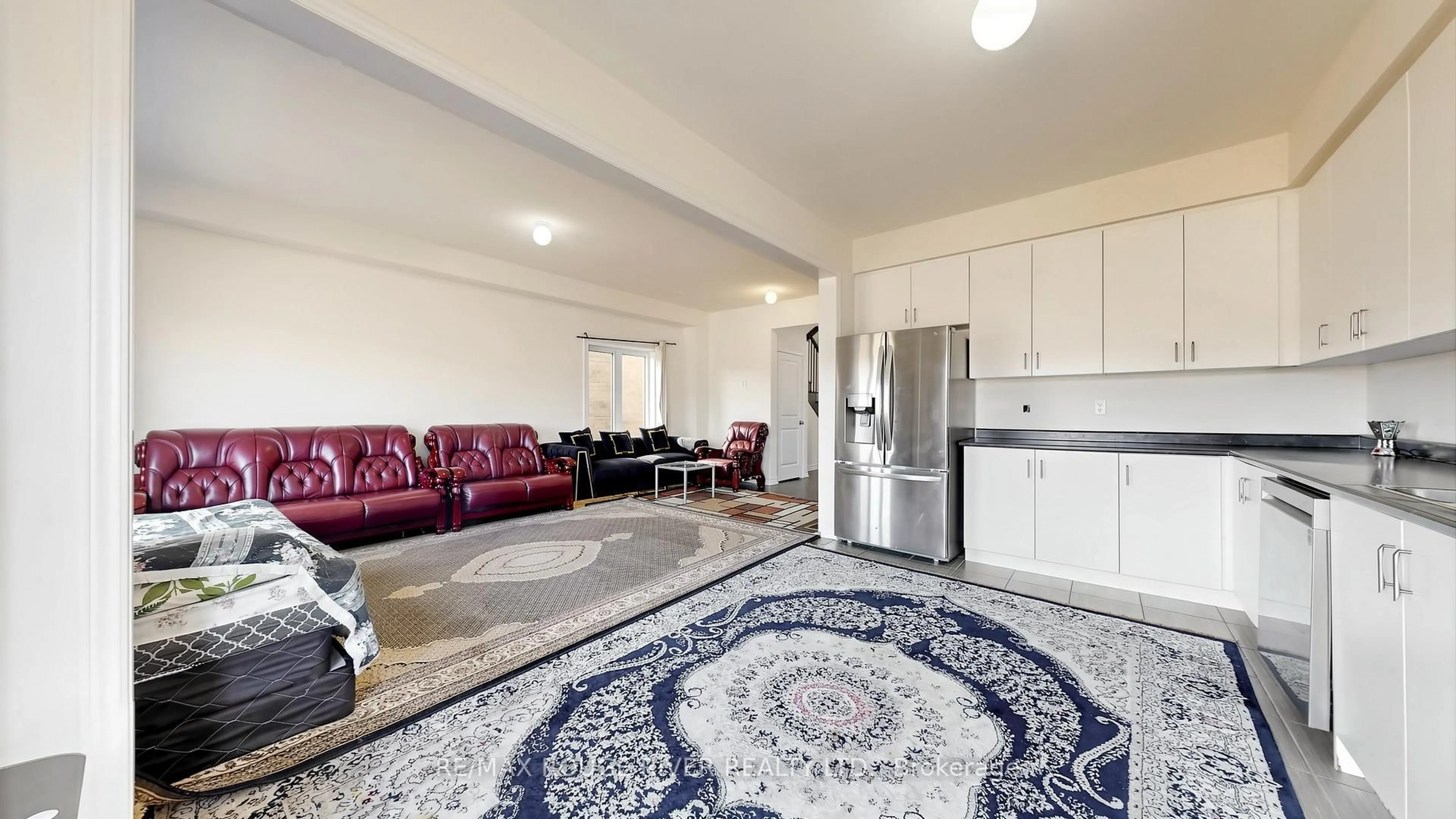 Living room with furniture, unknown for 1099 Cameo St, Pickering Ontario L1V 1N8