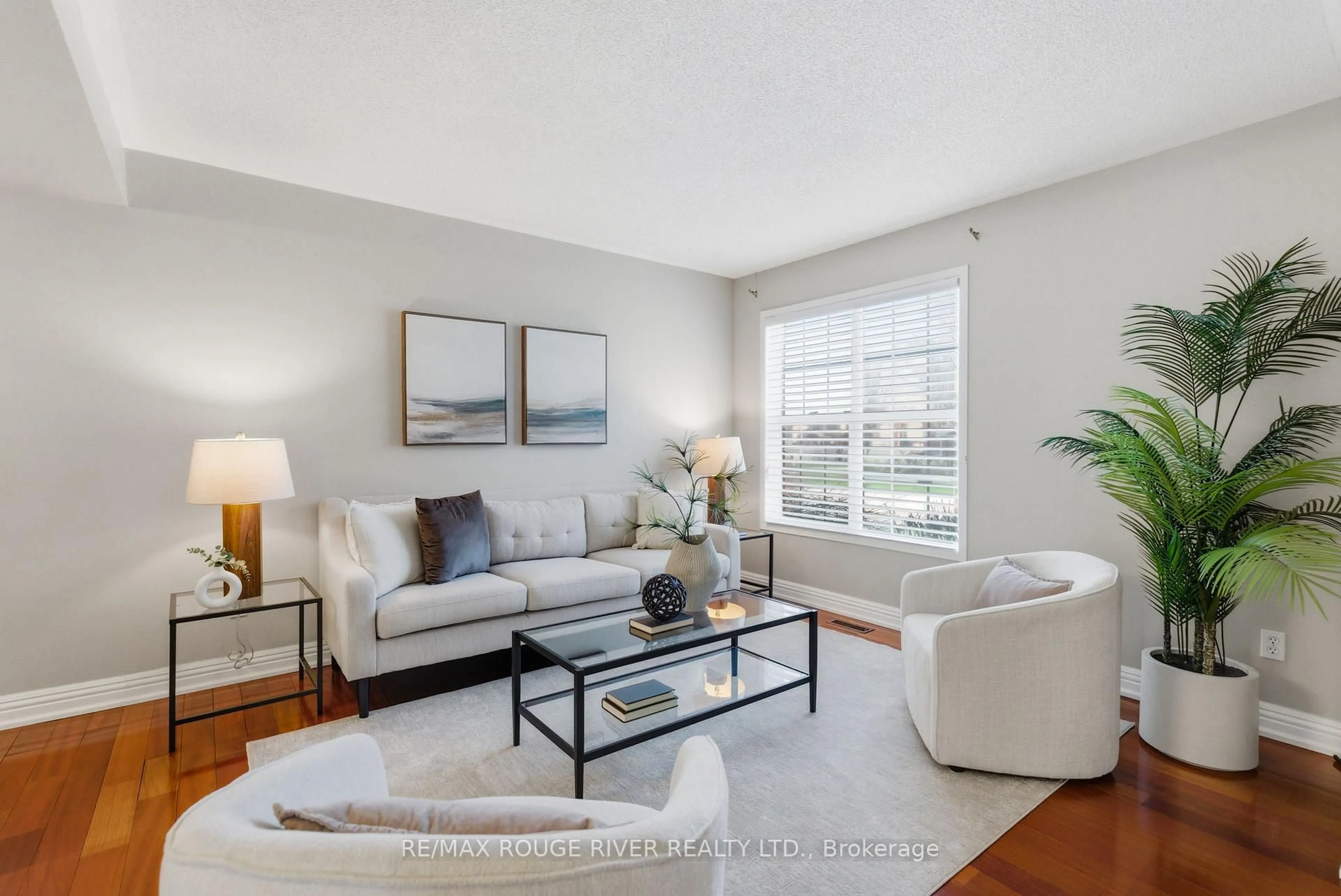 Living room with furniture, unknown for 20 Twin Streams Rd, Whitby Ontario L1P 1N9