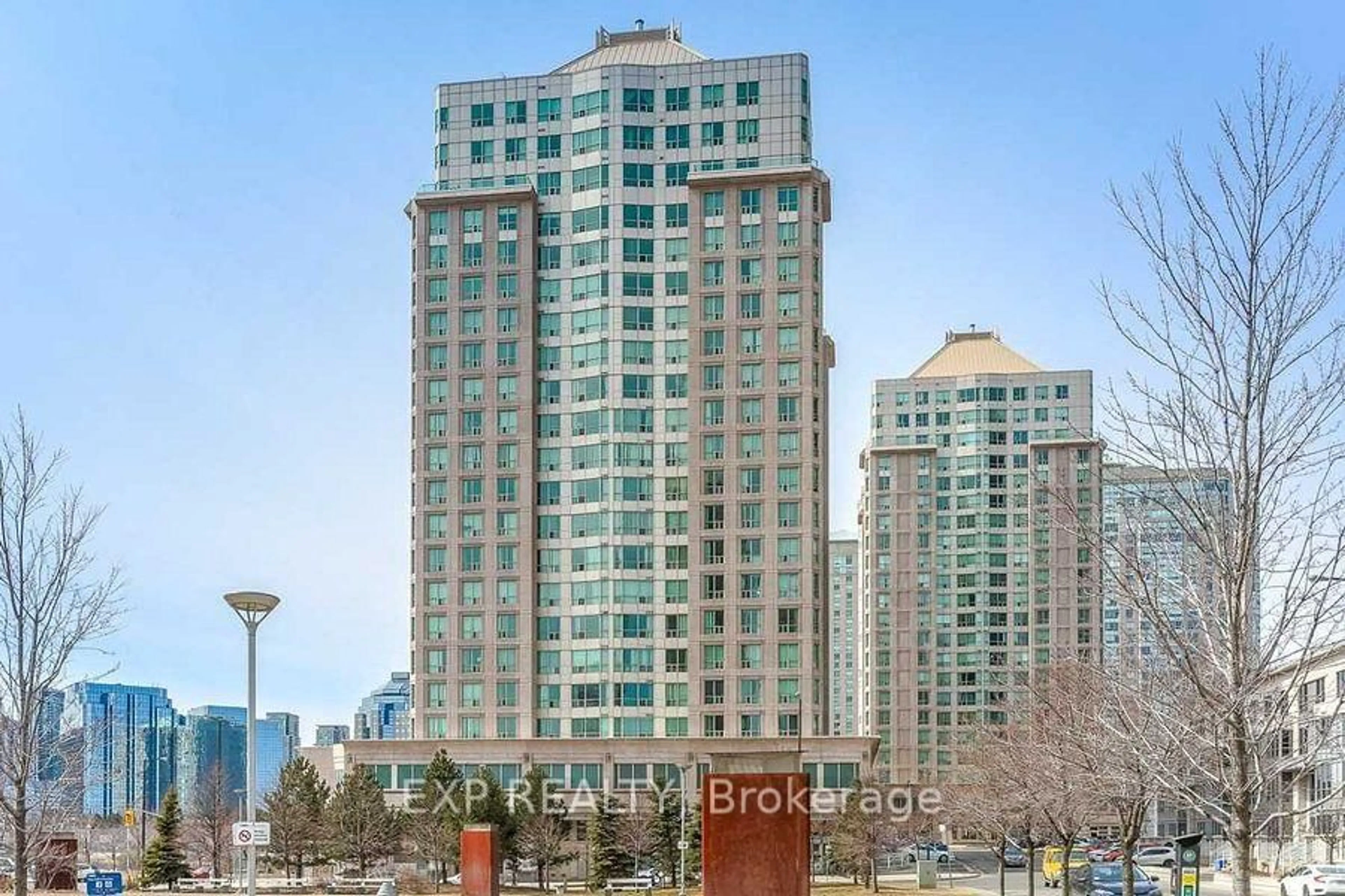 Indoor foyer for 8 Lee Centre Dr #PH207, Toronto Ontario M1H 3H8