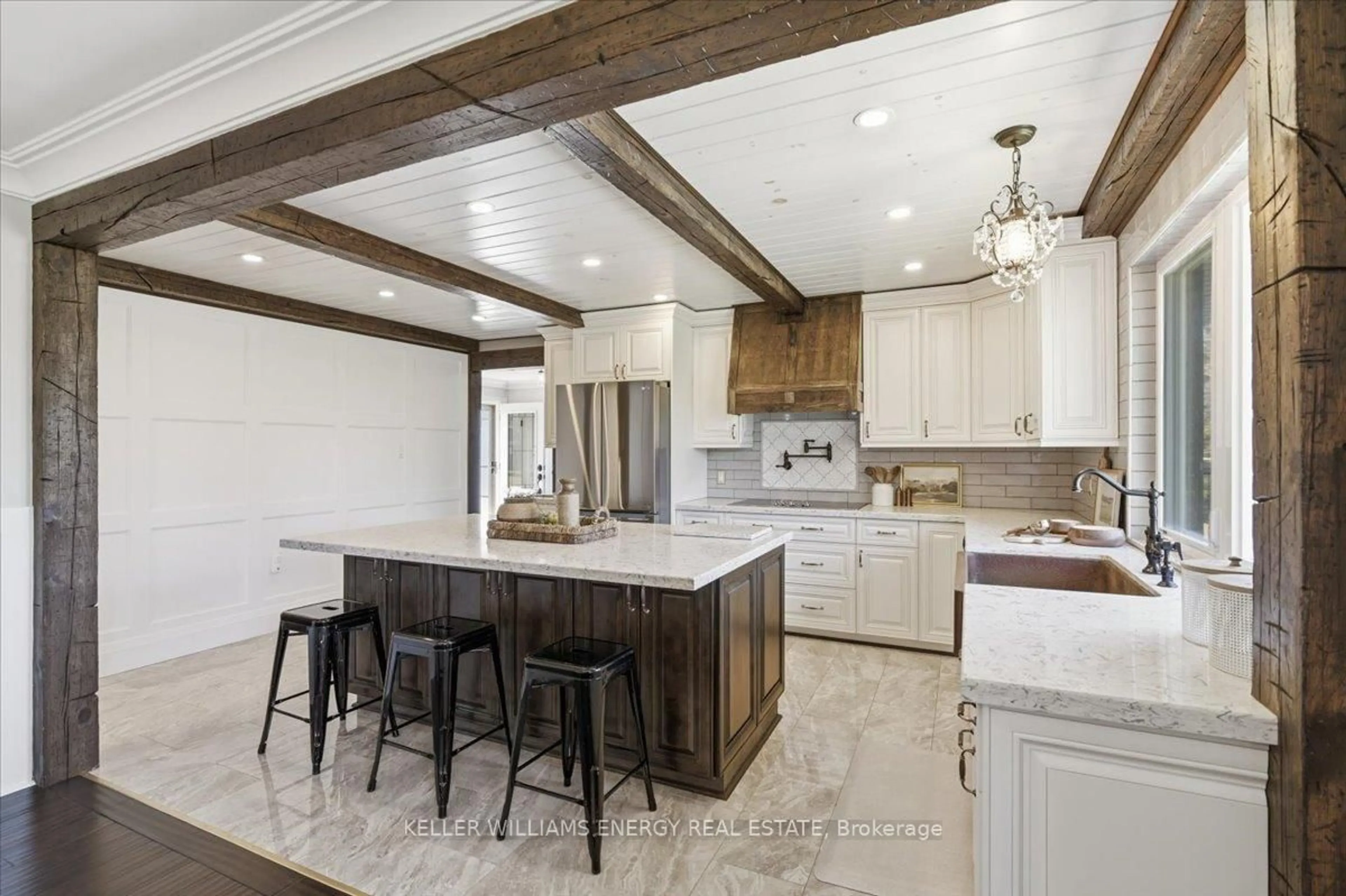 Open concept kitchen, ceramic/tile floor for 4800 Main St, Clarington Ontario L0B 1M0