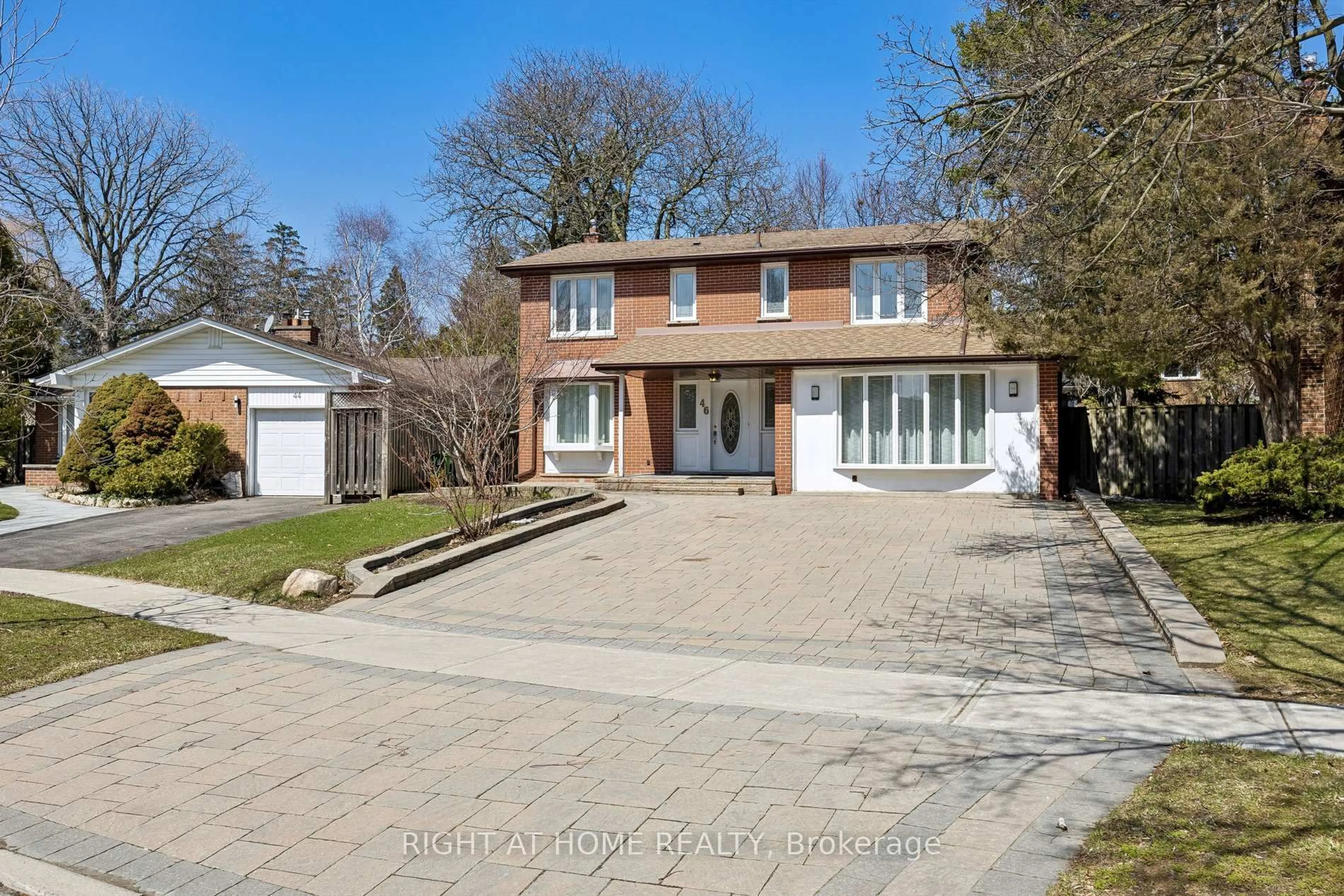 A pic from outside/outdoor area/front of a property/back of a property/a pic from drone, street for 46 Tidefall Dr, Toronto Ontario M1W 1J2