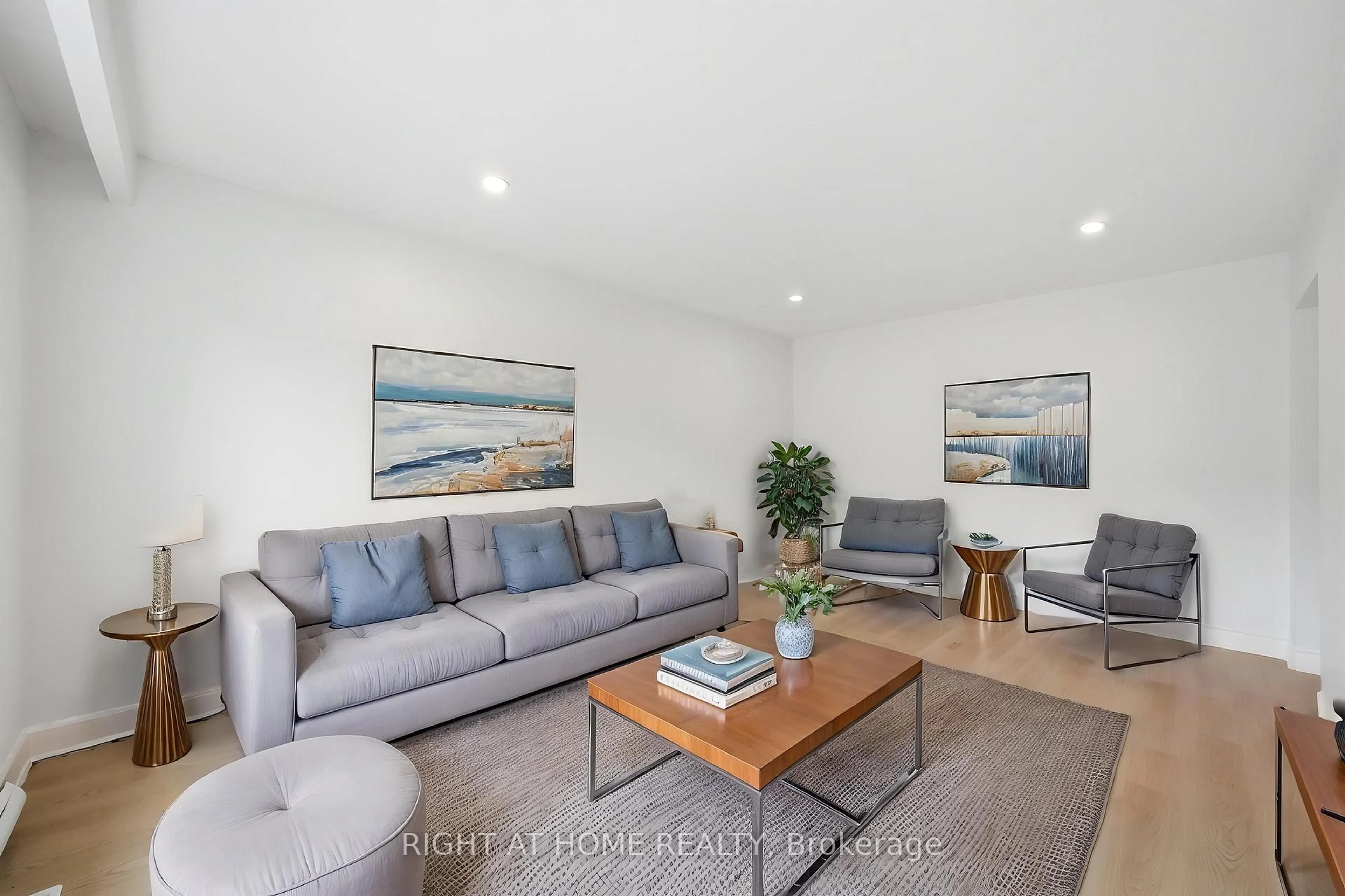 Living room with furniture, unknown for 839 Glen St, Oshawa Ontario L1J 3T9