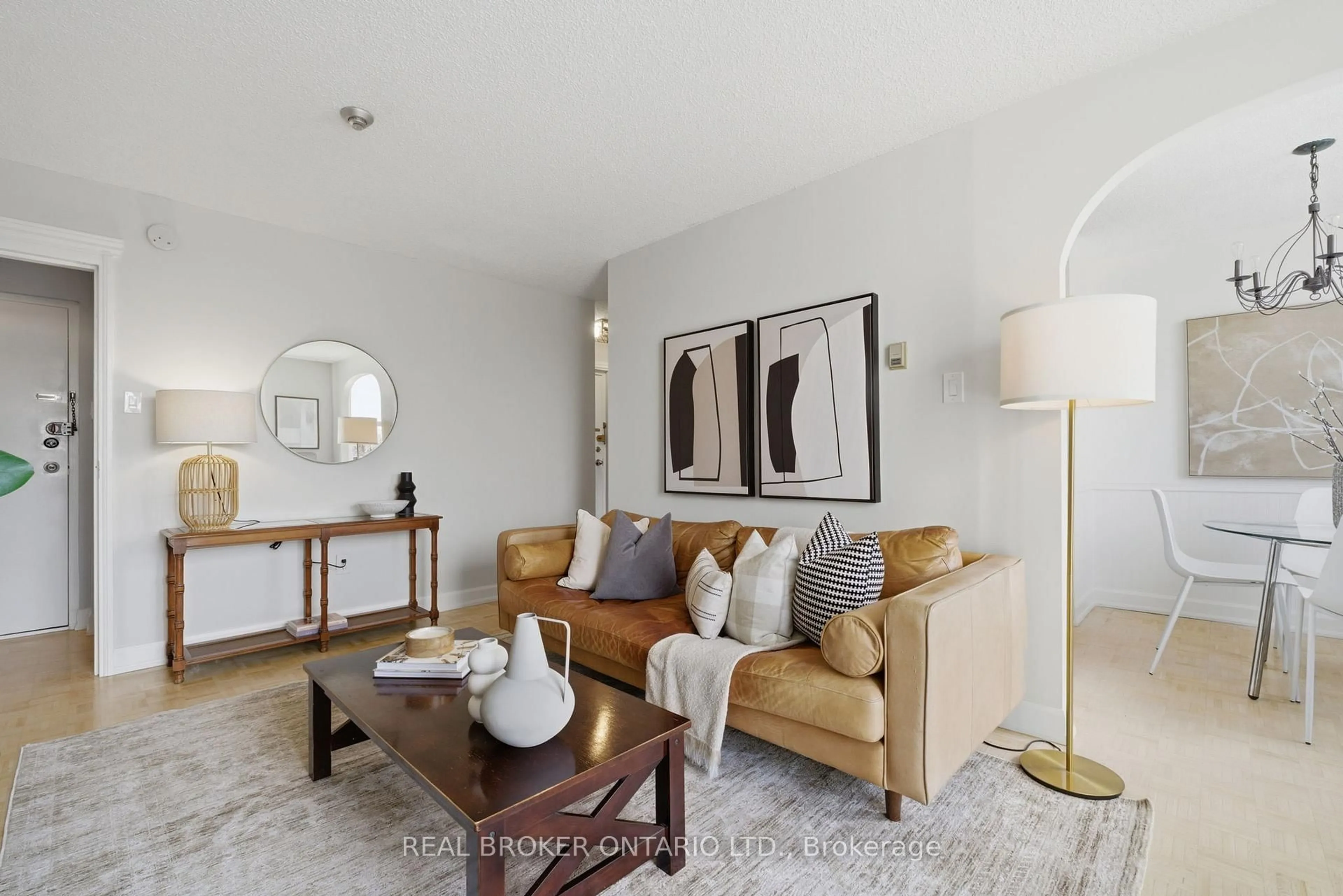 Living room with furniture, unknown for 1071 Woodbine Ave #306, Toronto Ontario M4C 4C2