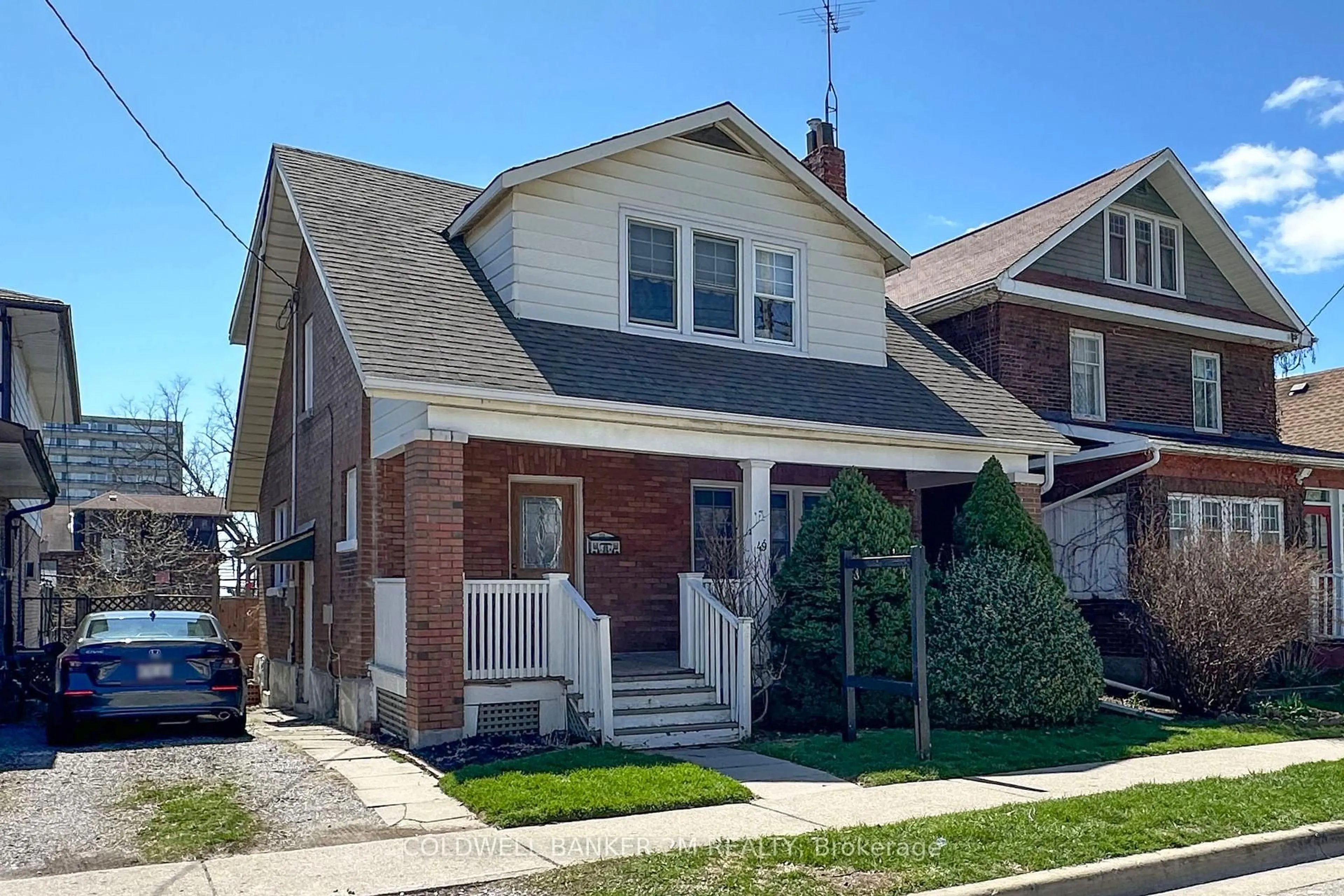 Home with brick exterior material, street for 49 Brock St, Oshawa Ontario L1G 1R8