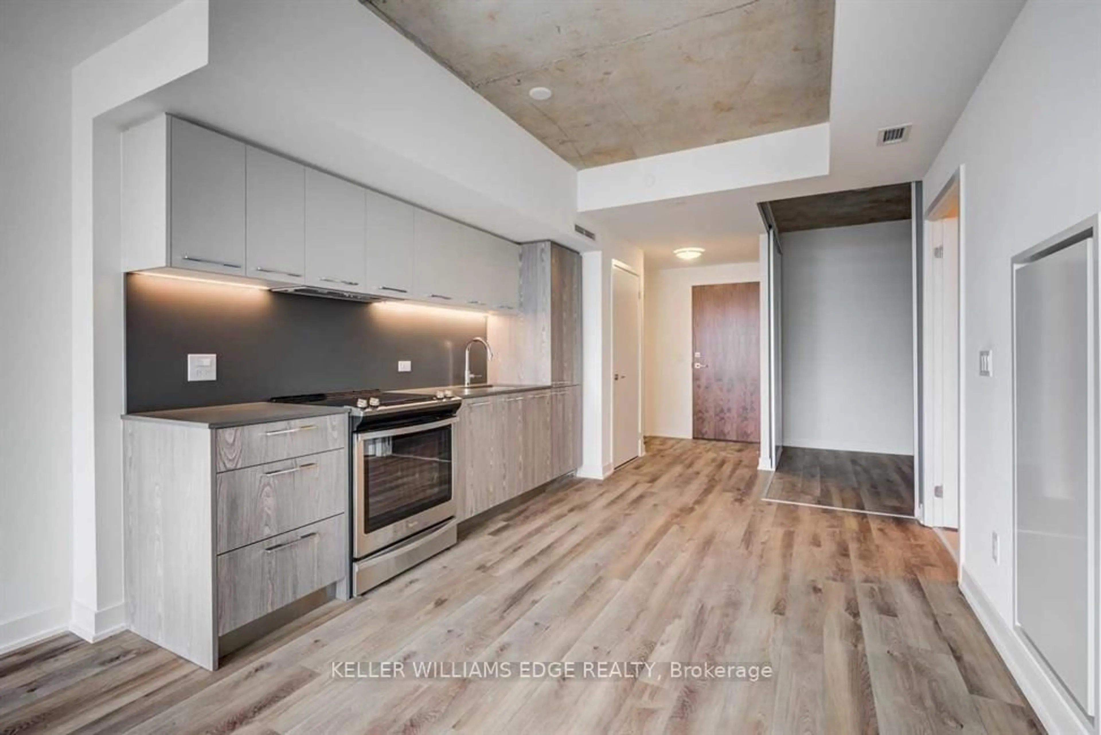 Open concept kitchen, unknown for 30 Baseball Pl #422, Toronto Ontario M4M 0E8