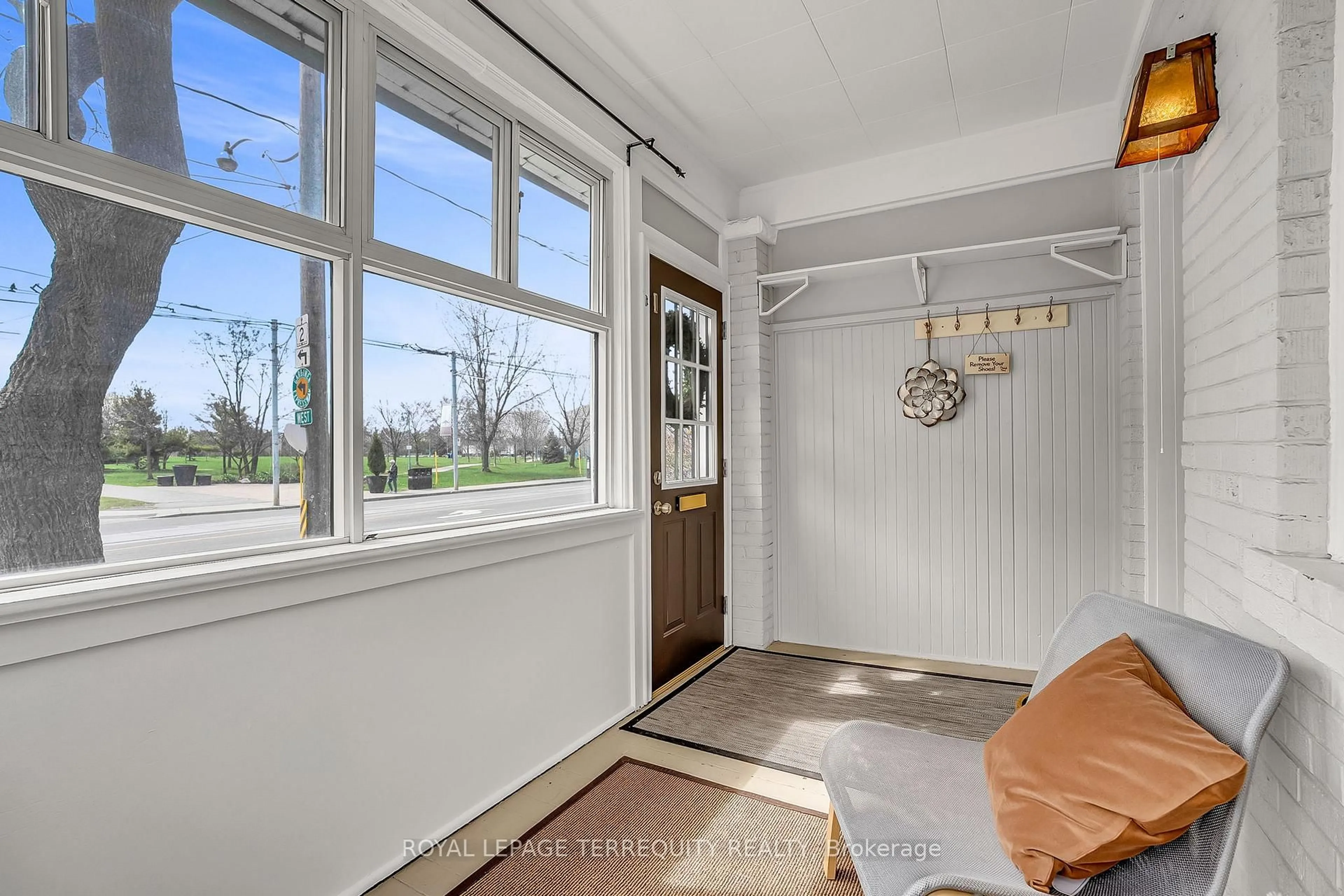 Indoor entryway for 1746 Queen St, Toronto Ontario M4L 1G7