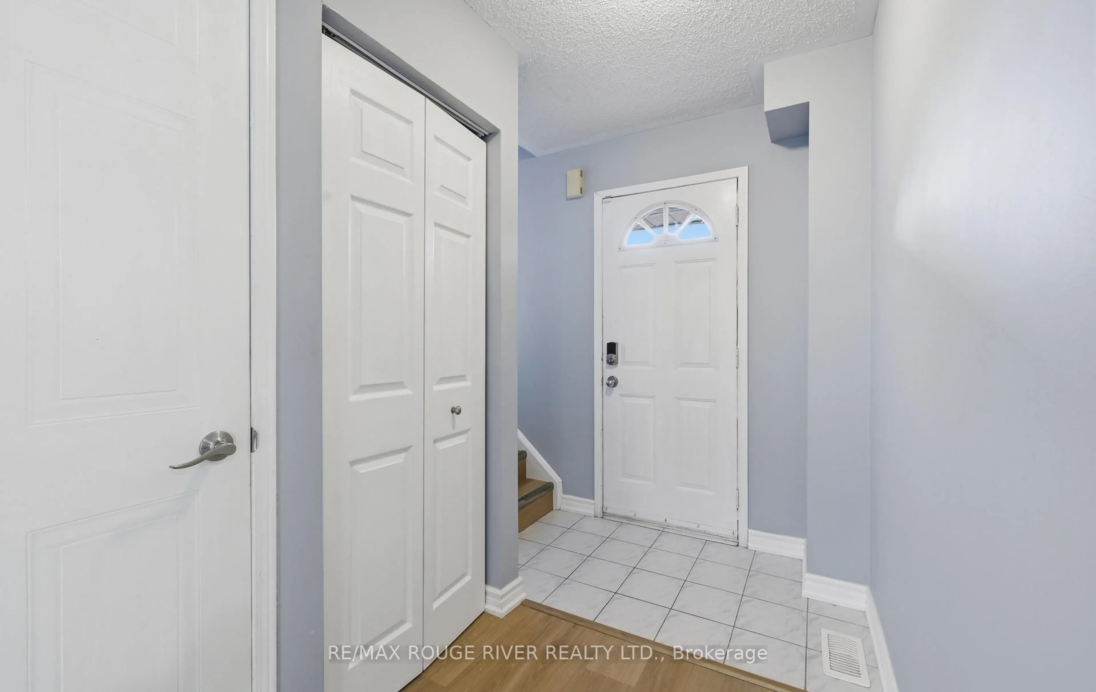Indoor entryway for 24 Trewin Lane, Clarington Ontario L1C 4W9