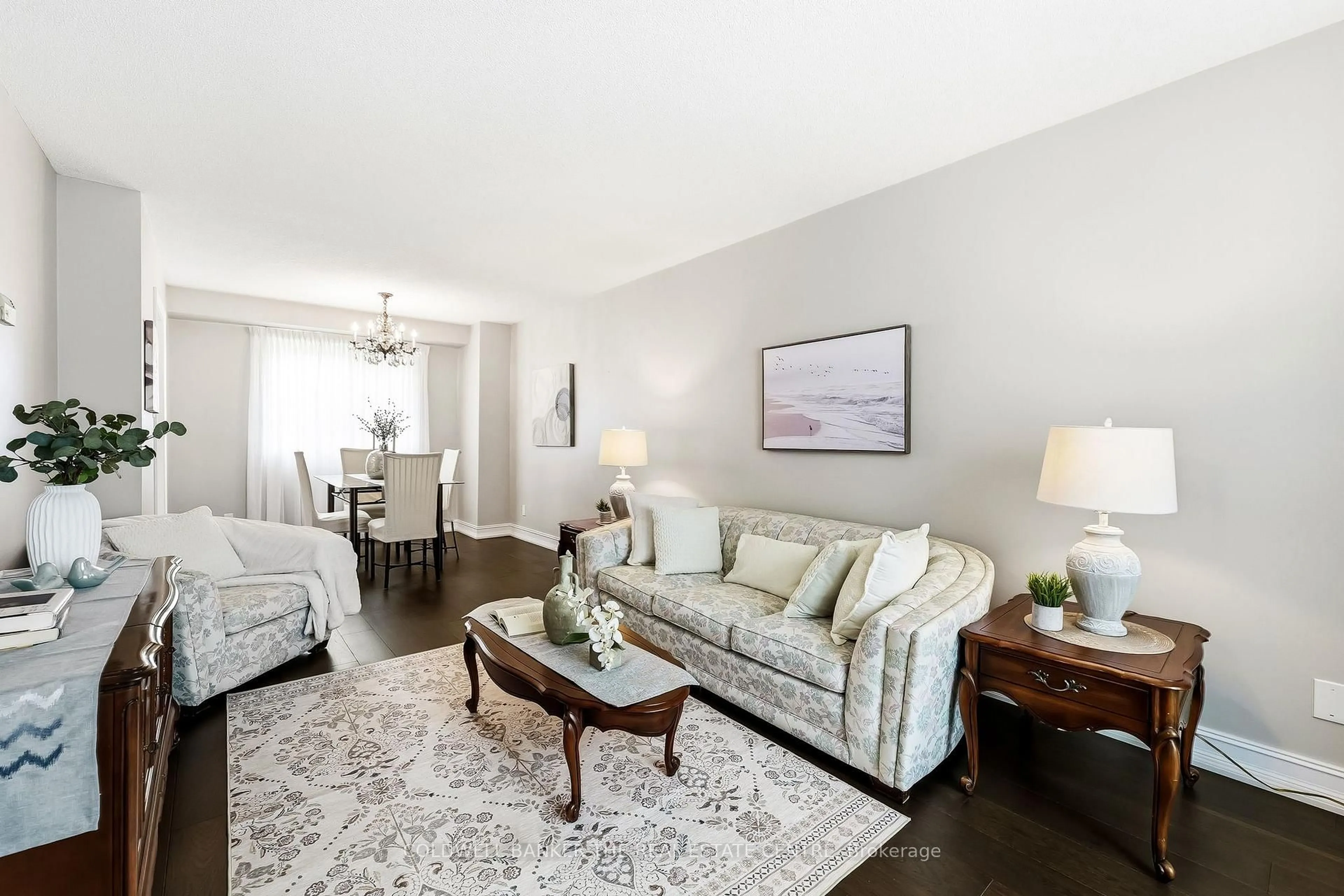 Living room with furniture, unknown for 24 Kenyon Crt, Whitby Ontario L1N 8T2