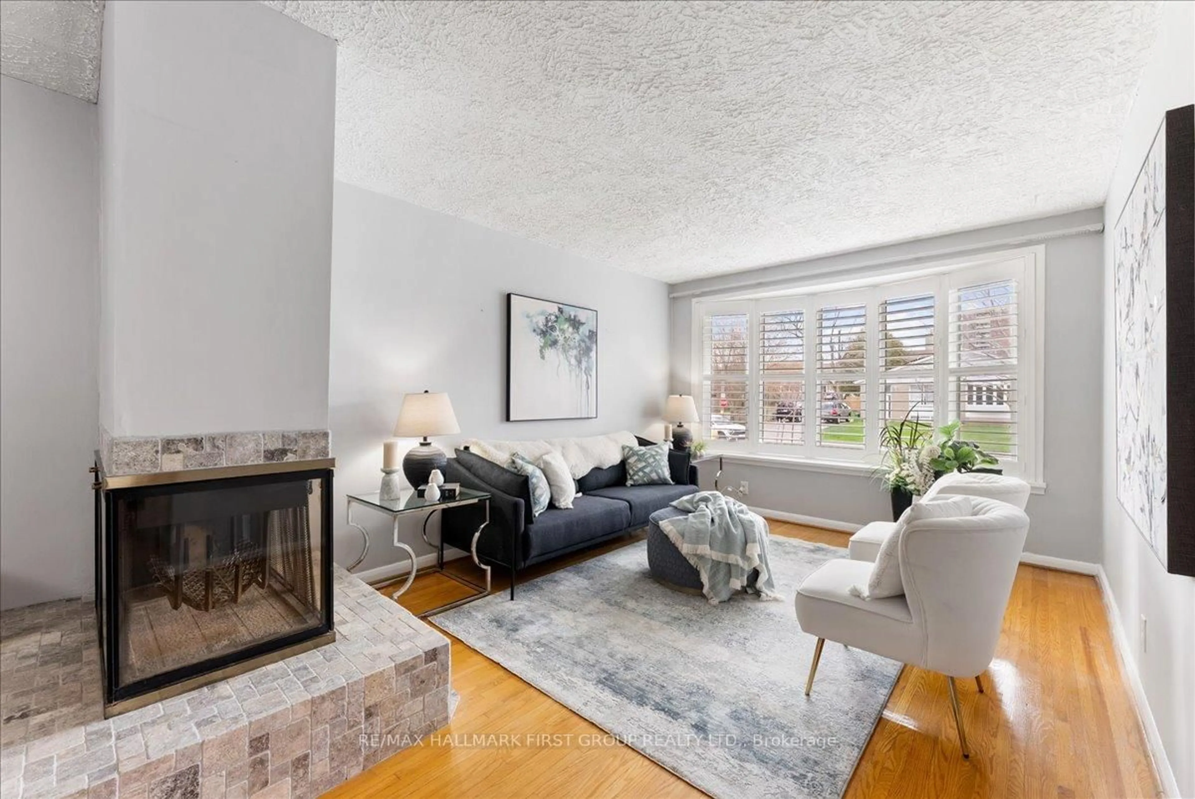 Living room with furniture, unknown for 78 Tulloch Dr, Ajax Ontario L1S 2S5