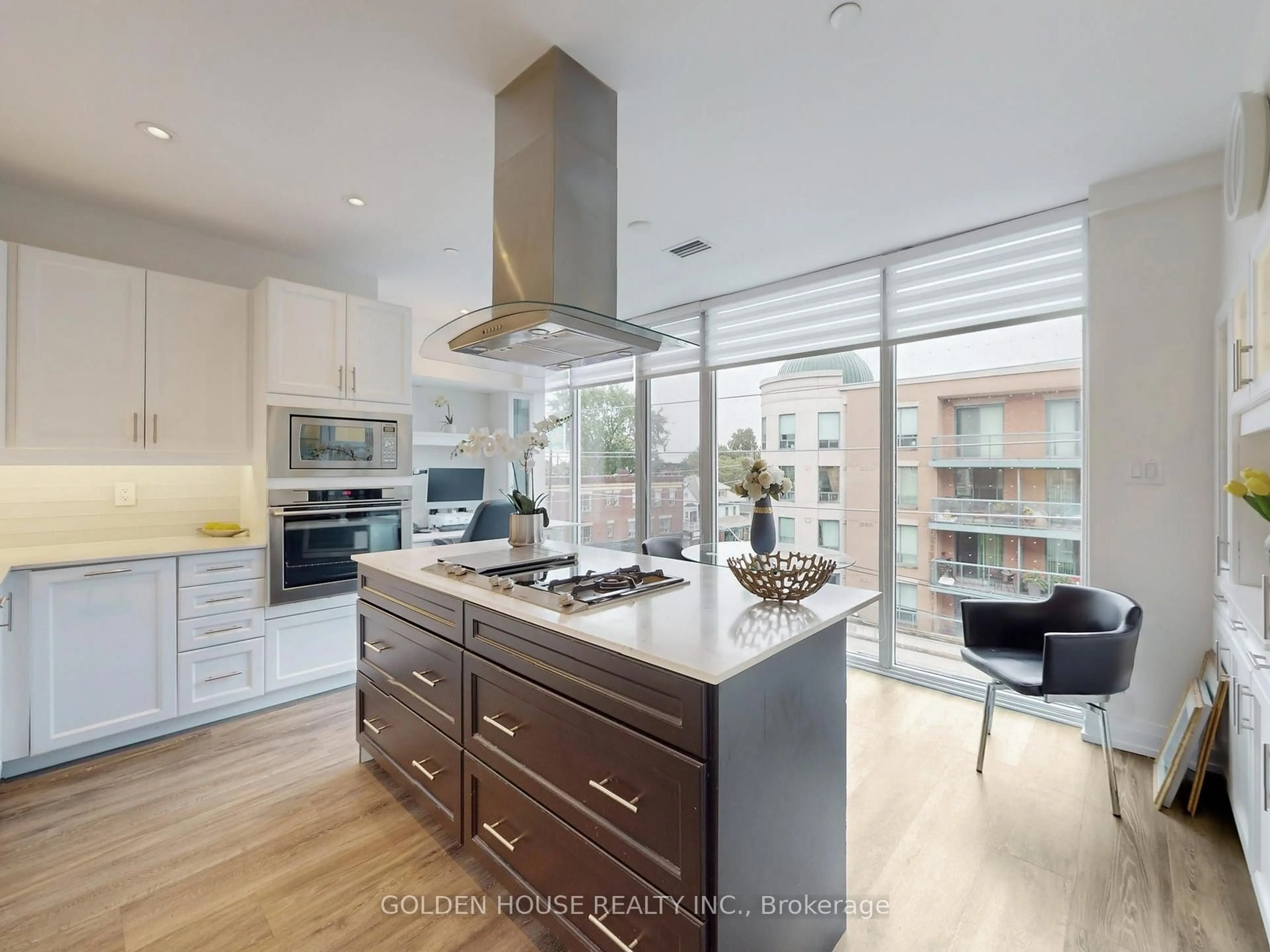Contemporary kitchen, unknown for 200 Woodbine Ave #403, Toronto Ontario M4L 3P2