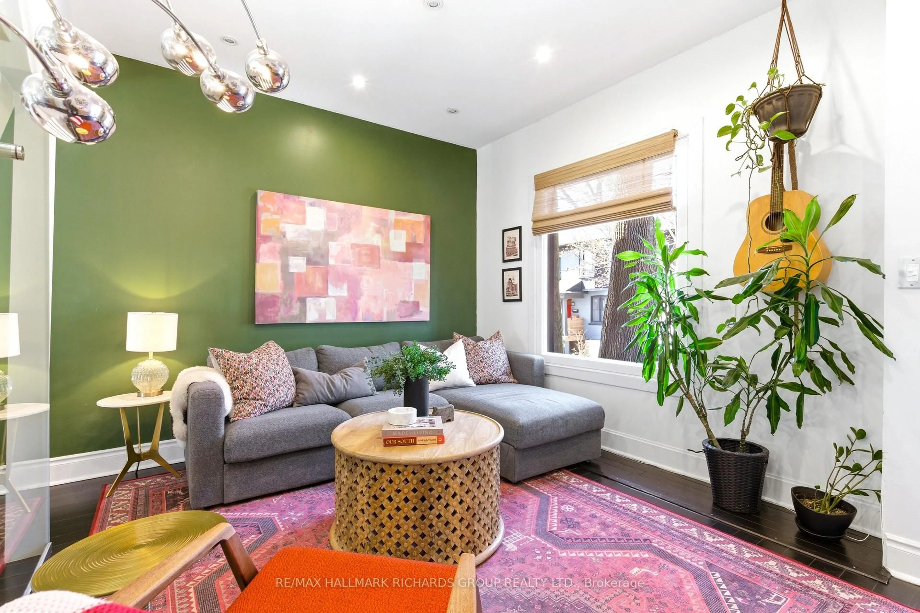 Living room with furniture, unknown for 9 Winnifred Ave, Toronto Ontario M4M 2X2