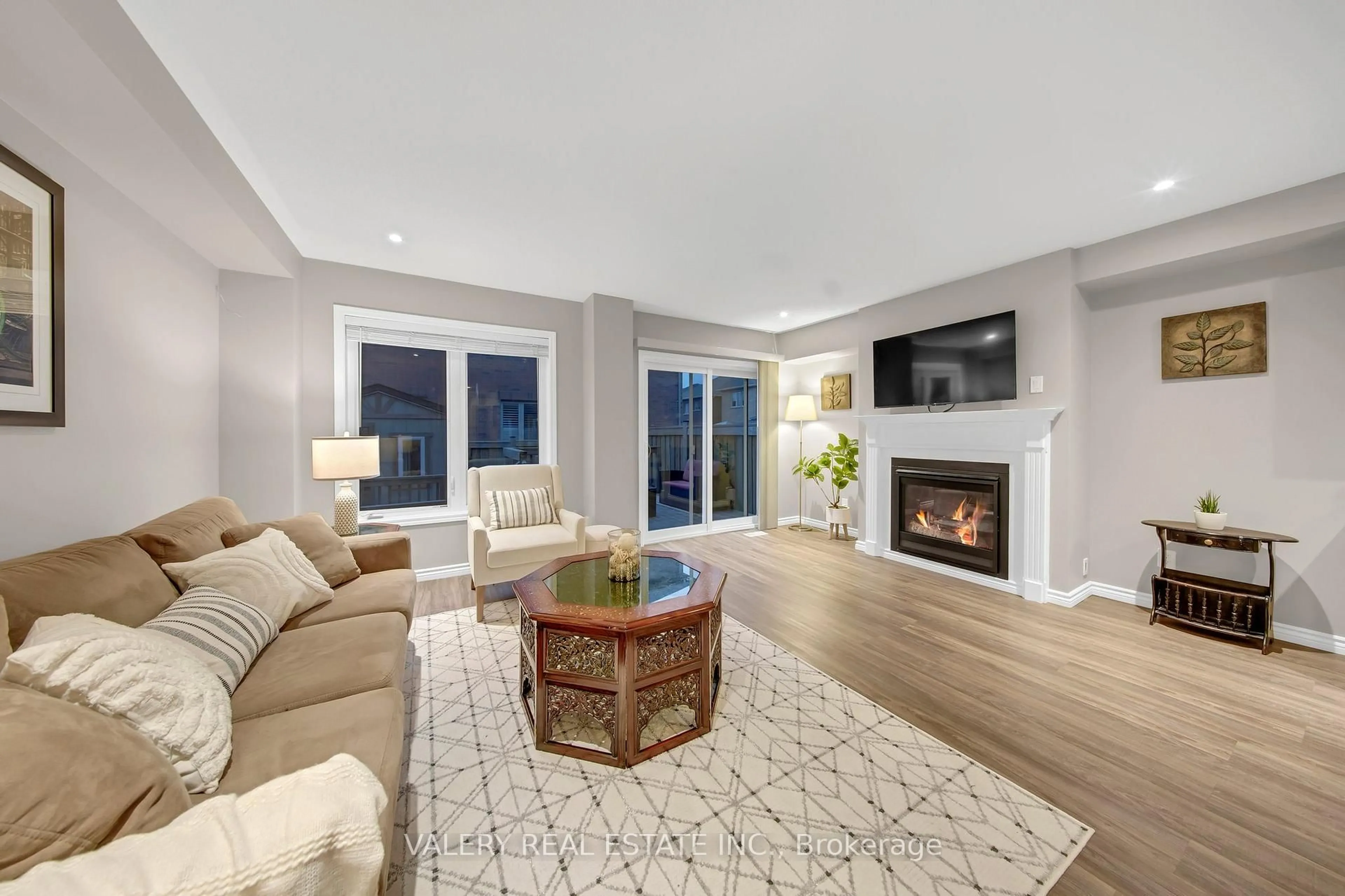 Living room with furniture, unknown for 2442 Equestrian Cres, Oshawa Ontario L1L 0L7