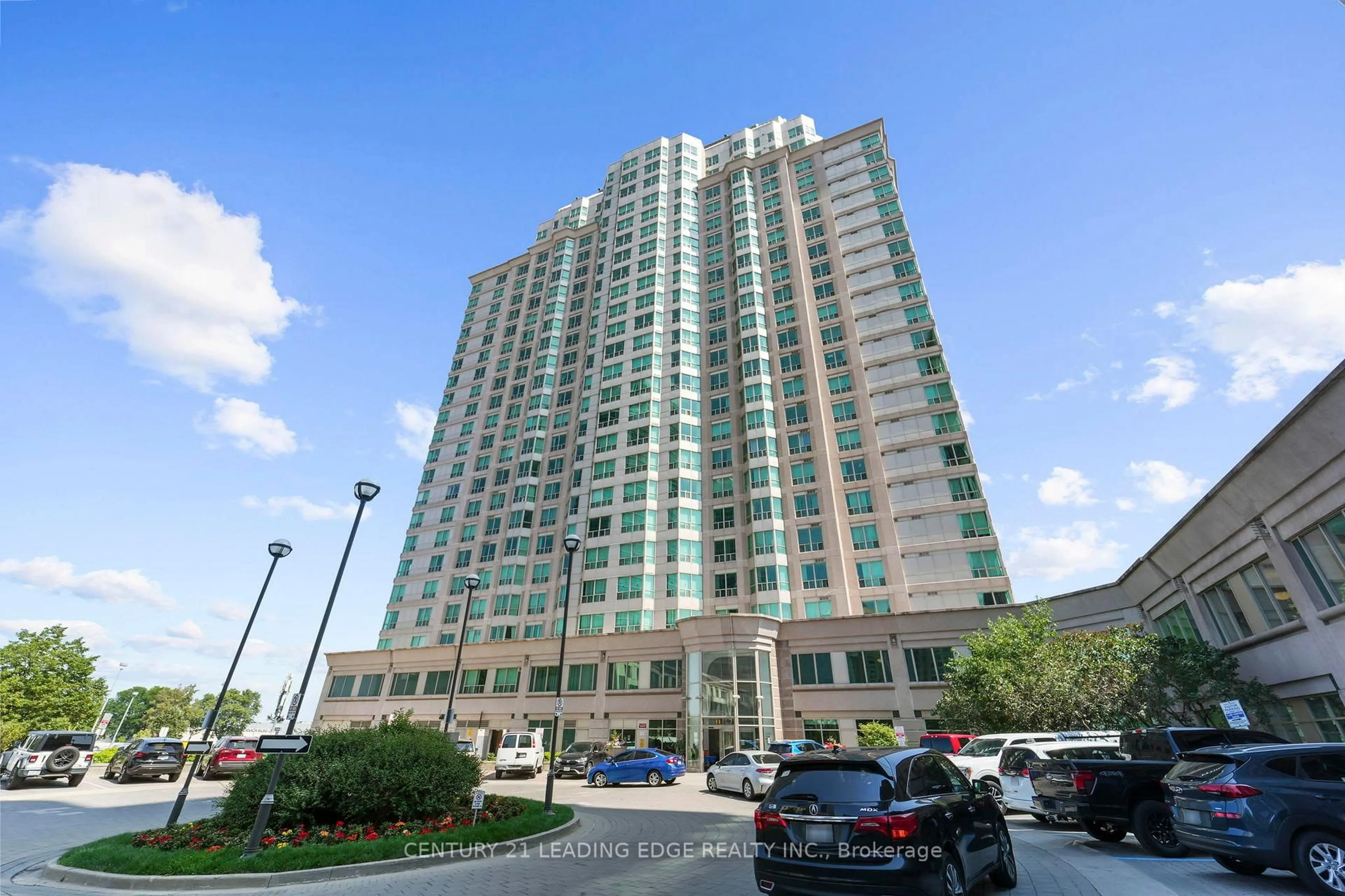 Indoor foyer for 11 Lee Centre Dr #1609, Toronto Ontario M1H 3J5