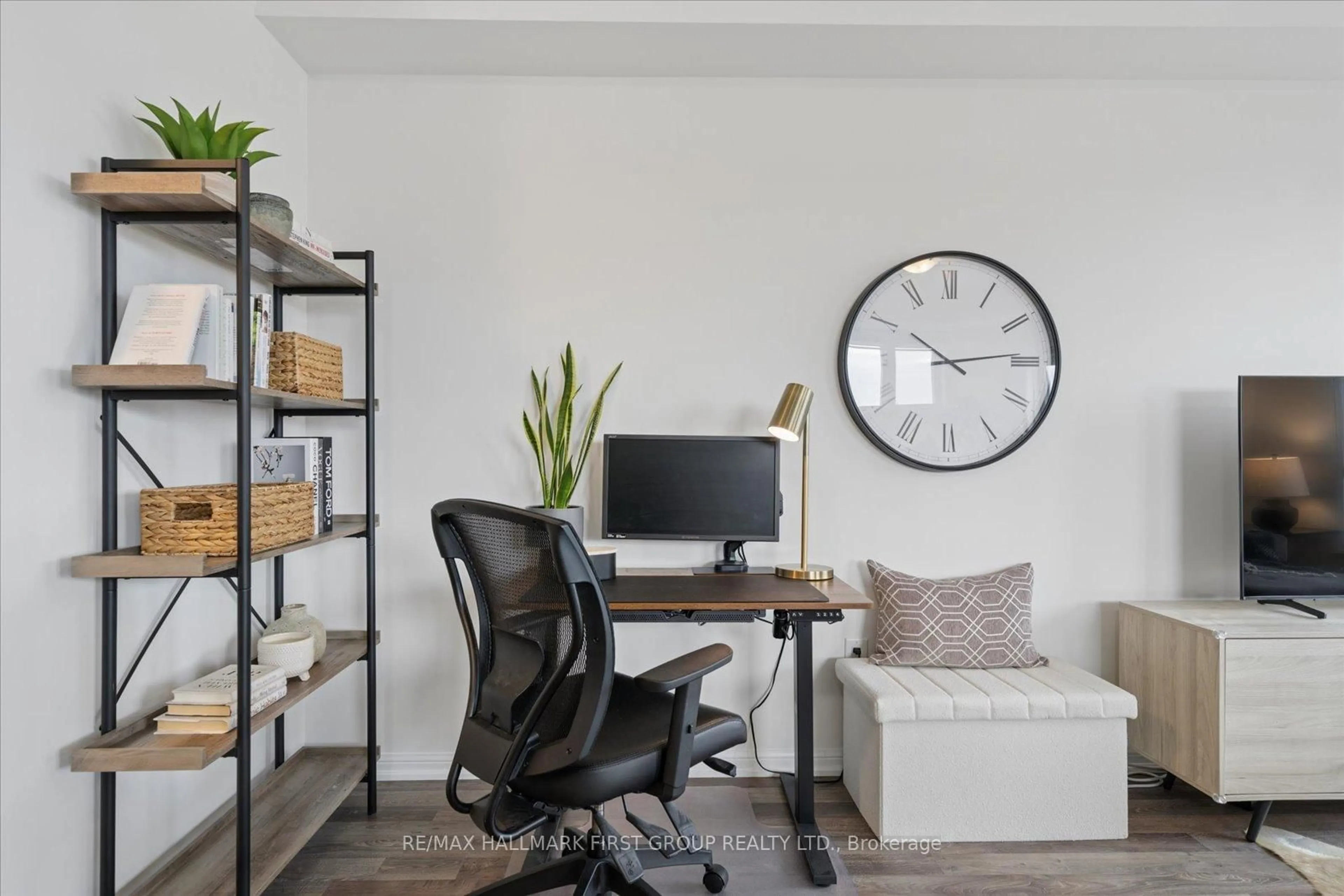 A pic of a room for 1460 Whites Rd #224, Pickering Ontario L1V 0E8