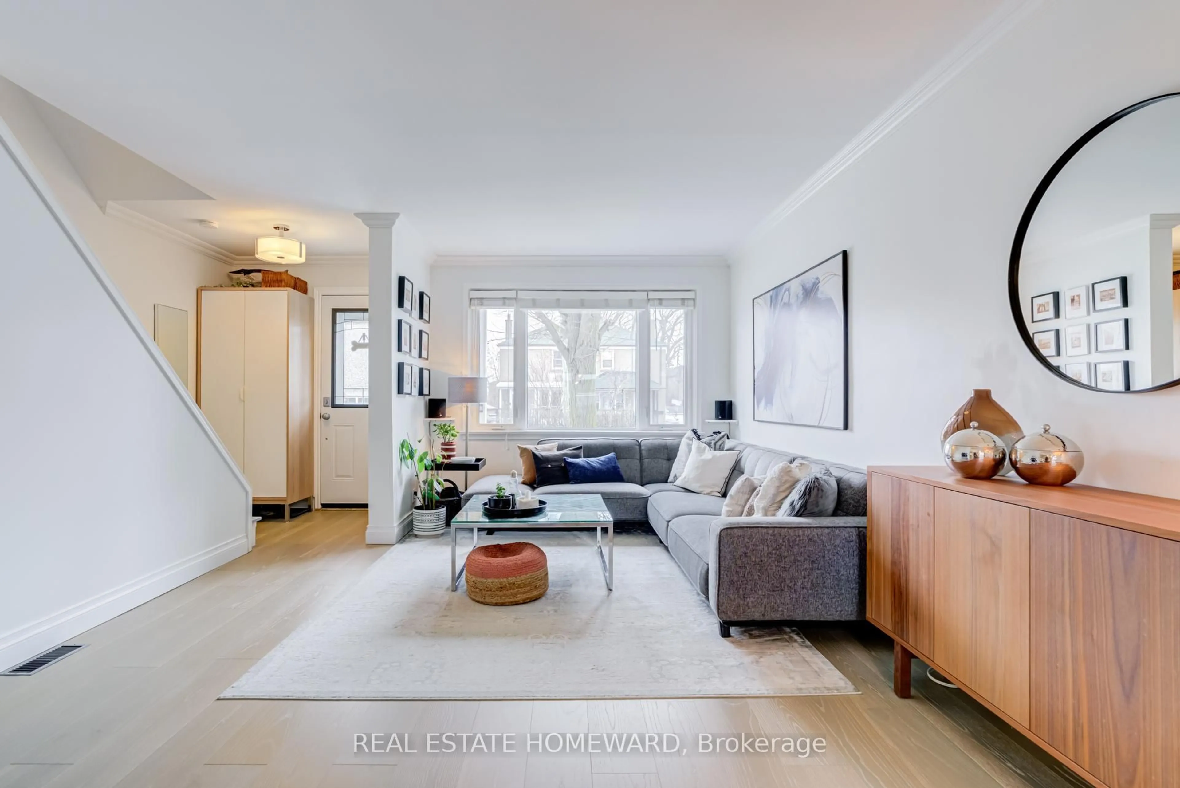 Living room with furniture, unknown for 15 Rupert St, Toronto Ontario M1K 1T3