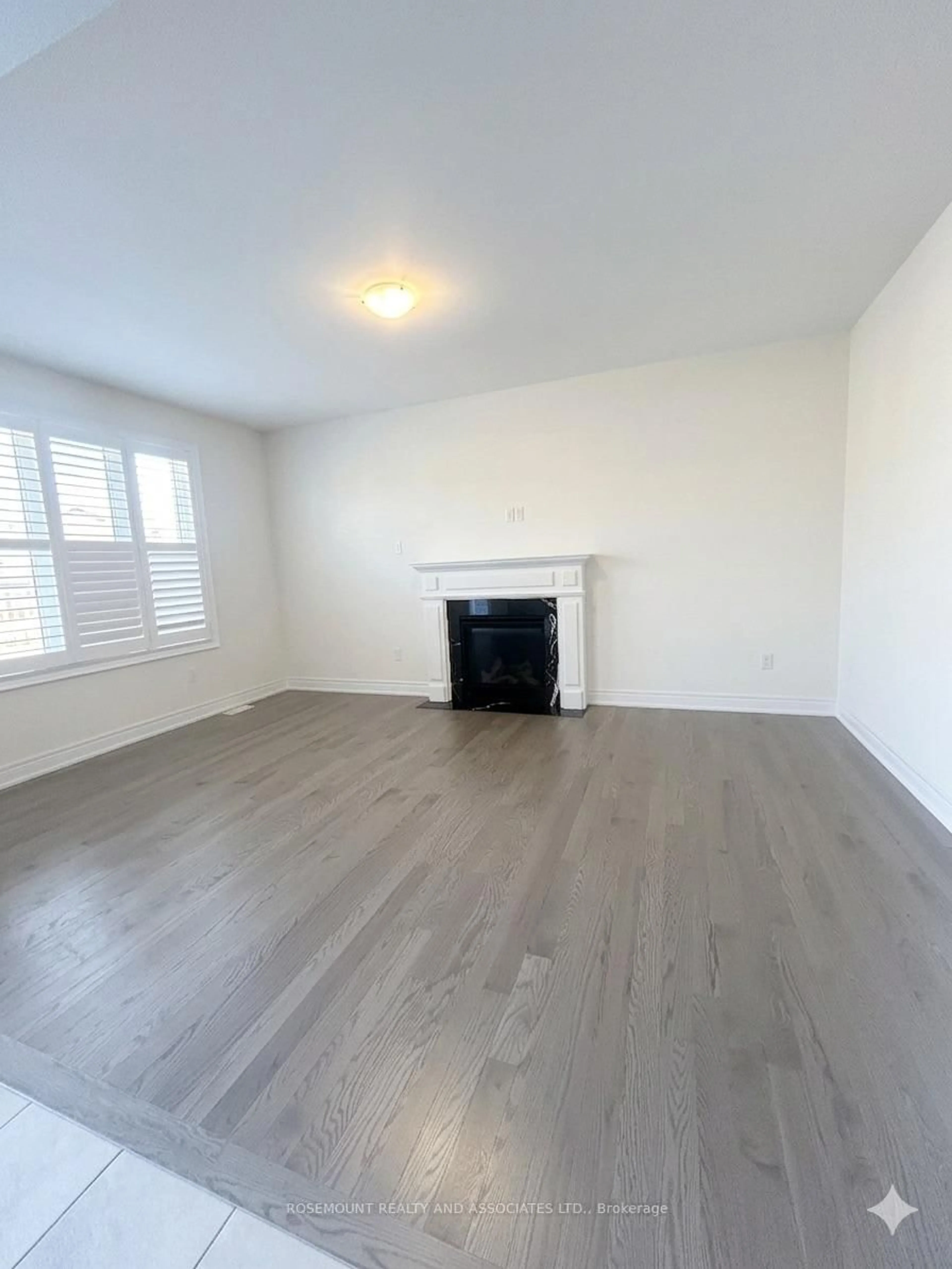 A pic of a room for 93 Wamsley Cres, Clarington Ontario L1B 1G9