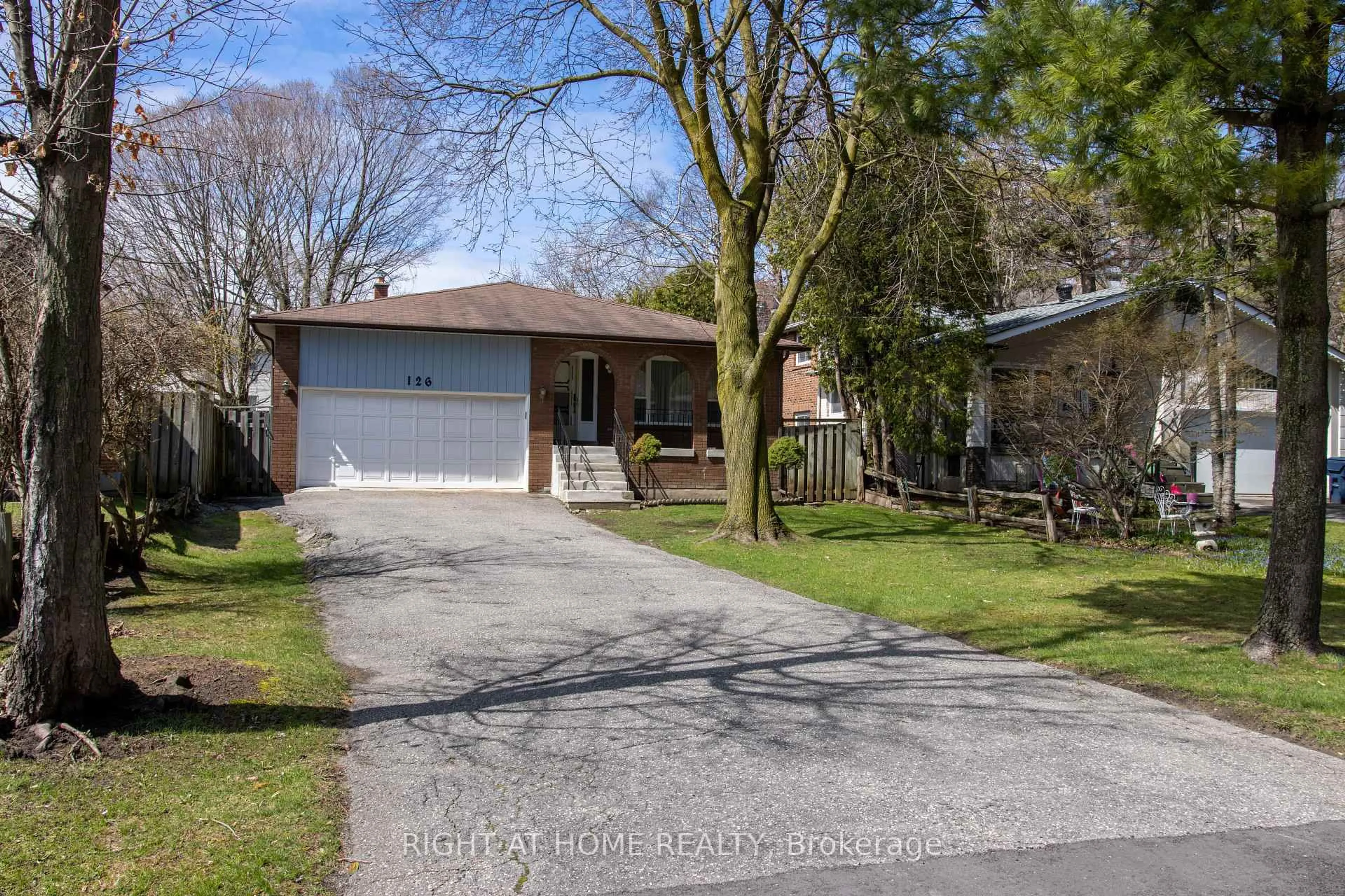 Unknown for 126 Homestead Rd, Toronto Ontario M1E 3S2