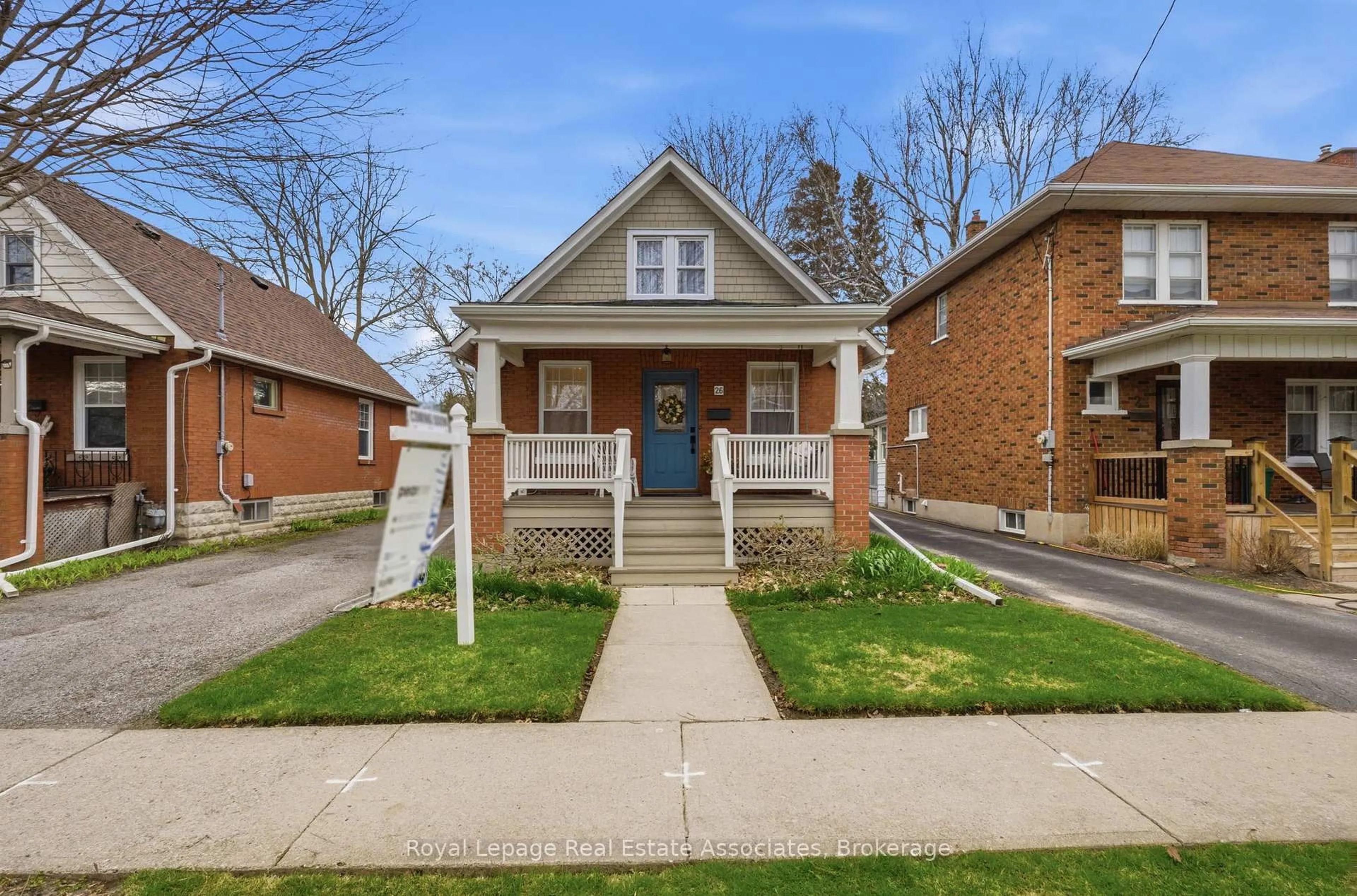 Home with brick exterior material, street for 26 Arlington Ave, Oshawa Ontario L1G 2N4