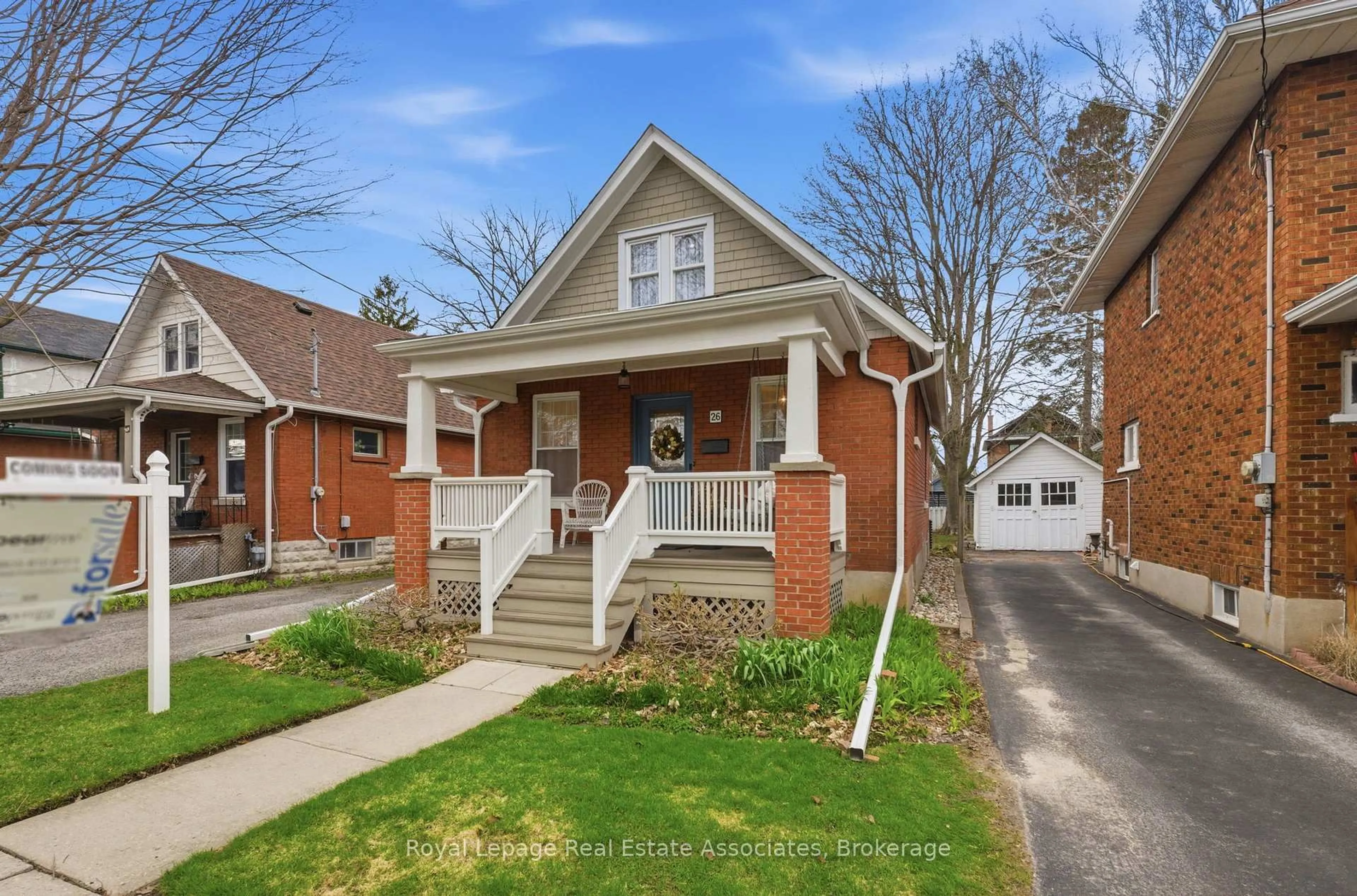 Home with brick exterior material, street for 26 Arlington Ave, Oshawa Ontario L1G 2N4