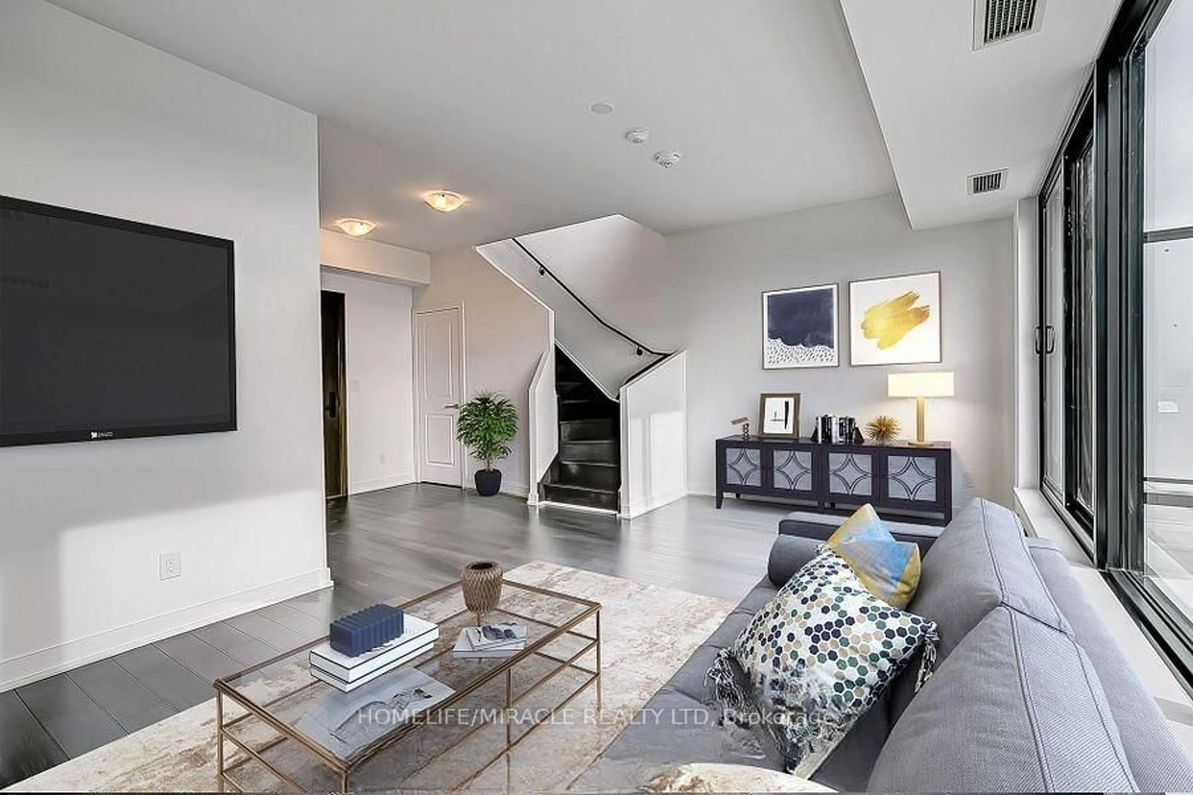 Unknown for 2799 Kingston Rd #923, Toronto Ontario M1M 0E3