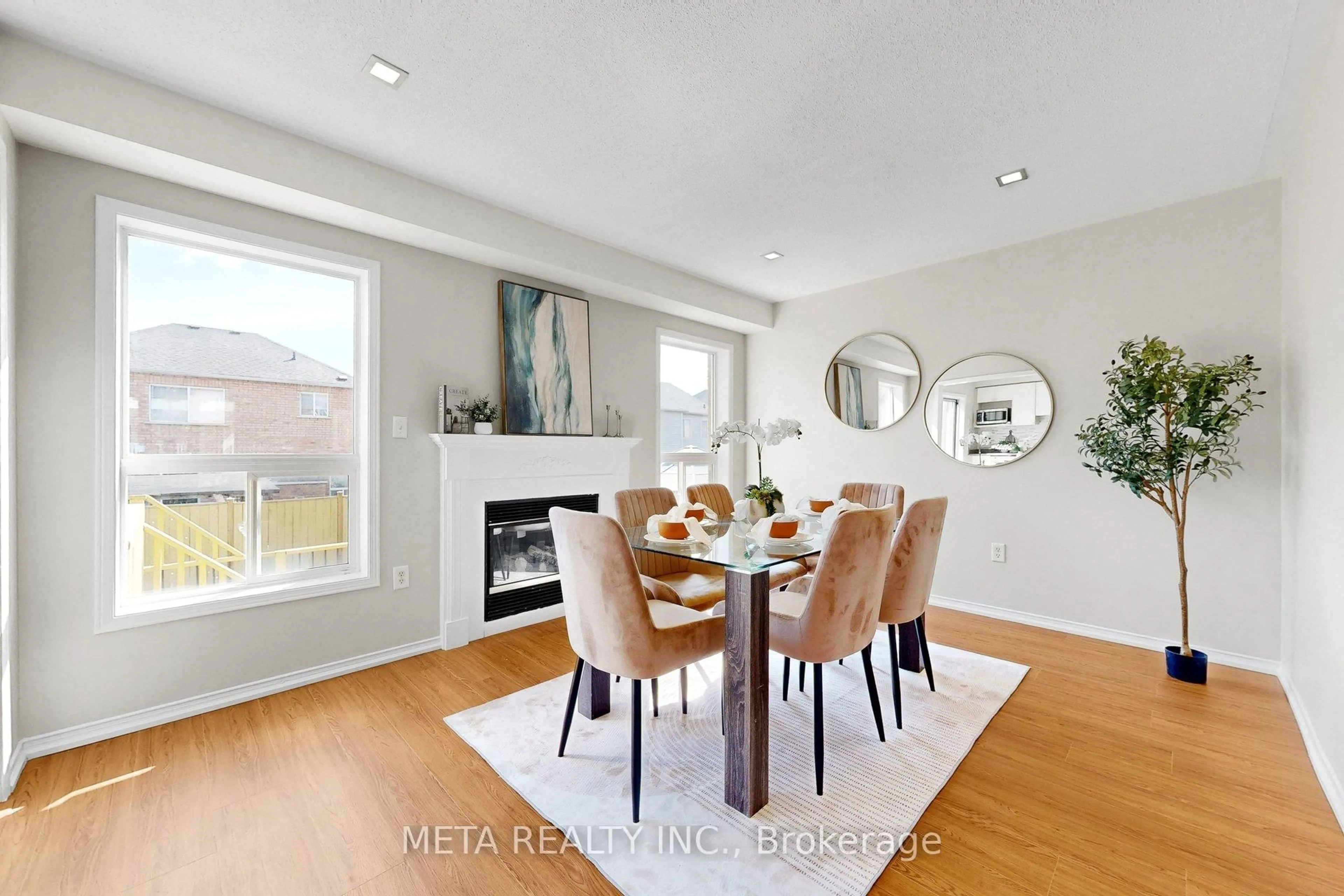 Dining room, wood/laminate floor for 74 McSweeney Cres, Ajax Ontario L1T 4G2