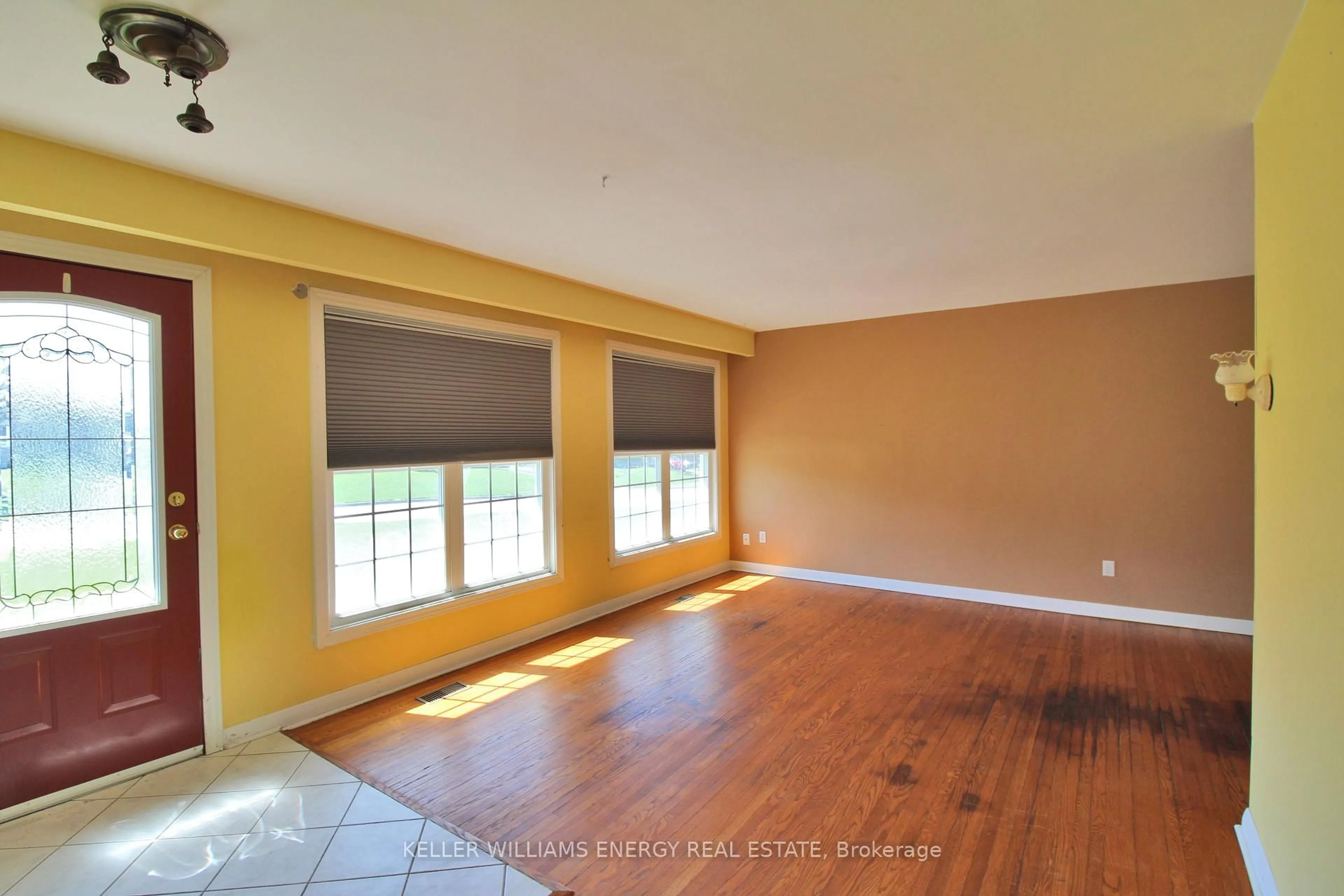 A pic of a room for 630 Buchan Ave, Oshawa Ontario L1J 3A3
