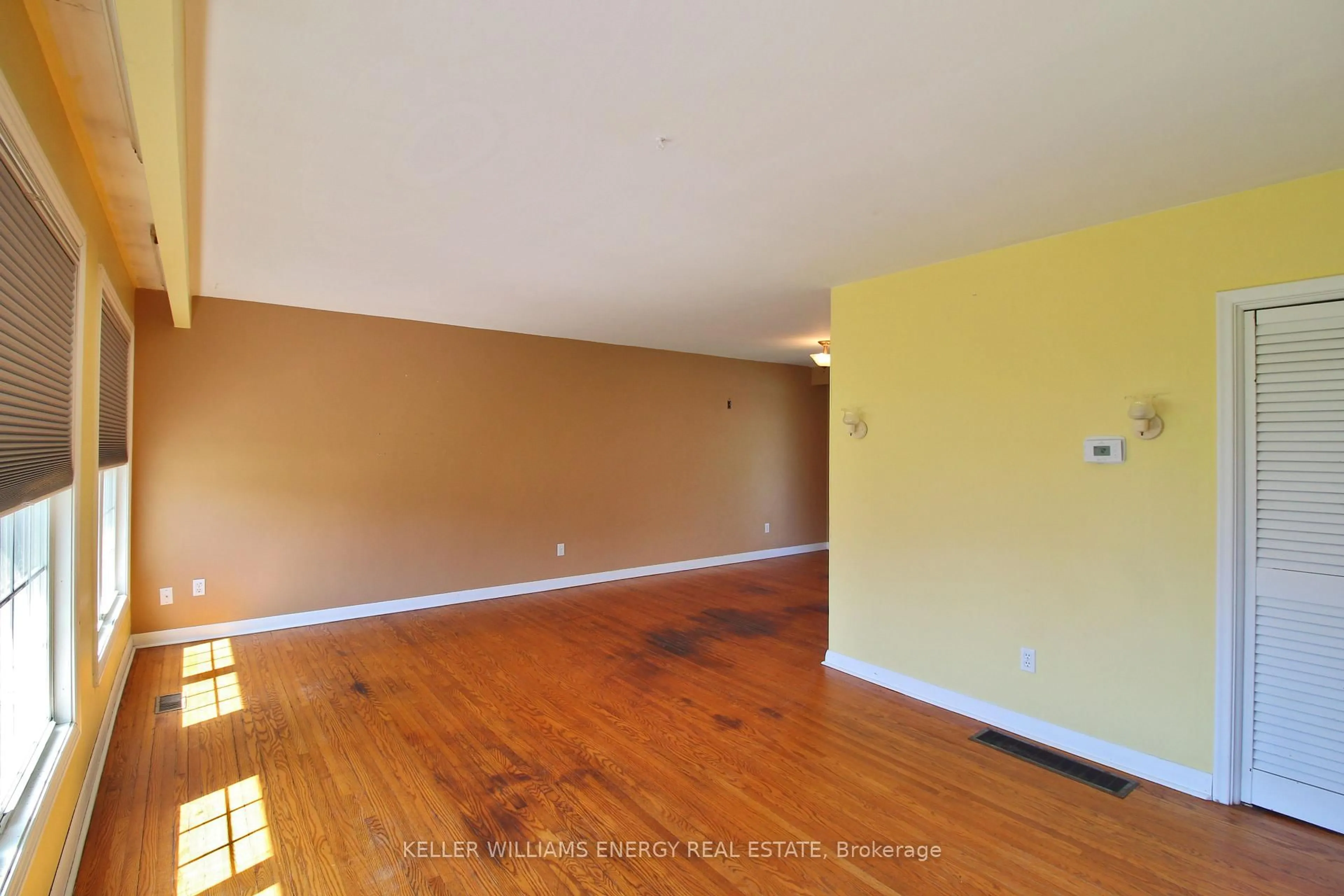 A pic of a room for 630 Buchan Ave, Oshawa Ontario L1J 3A3