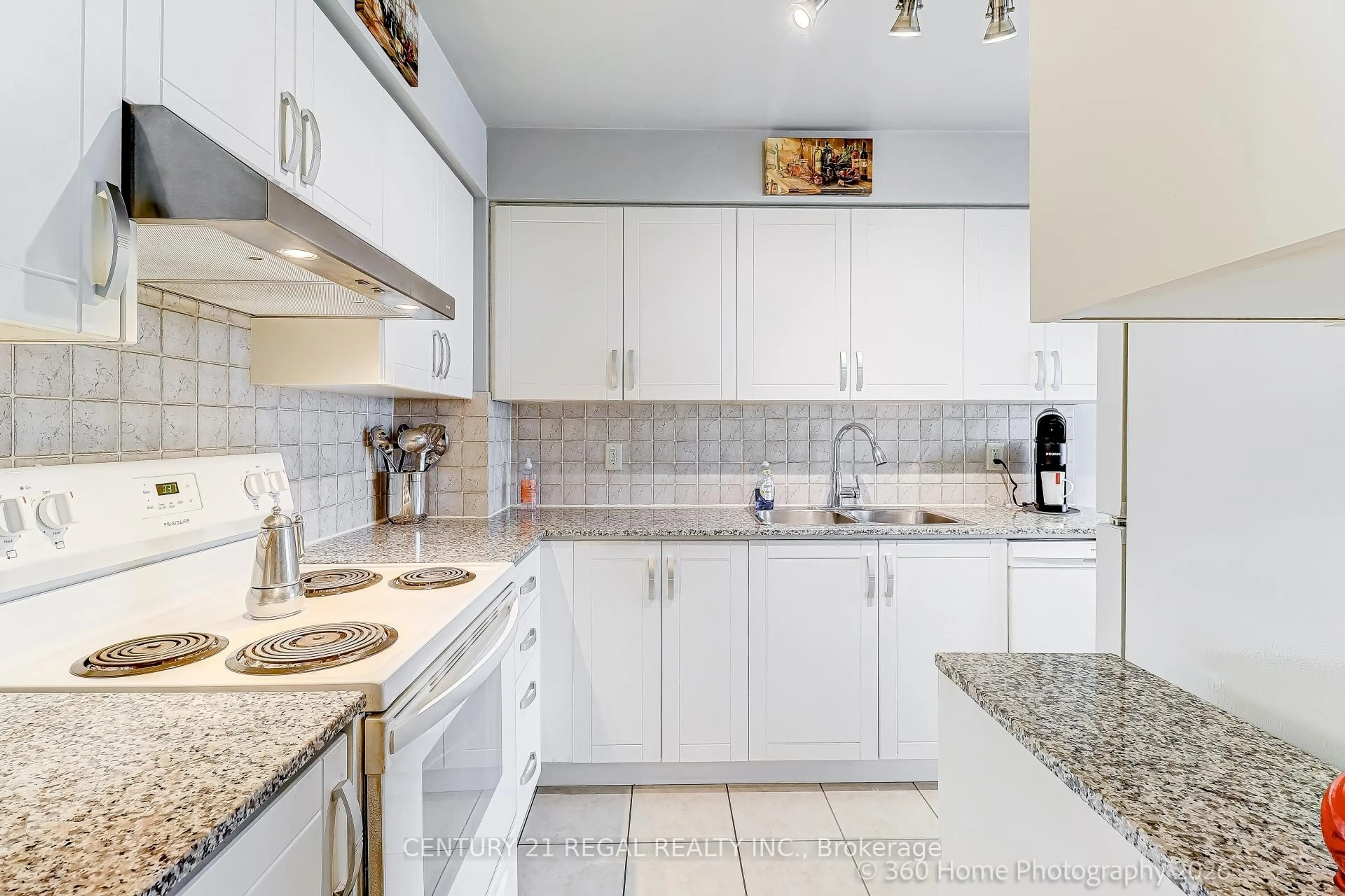 Standard kitchen, ceramic/tile floor for 83 Borough Dr #315, Toronto Ontario M1P 5E4