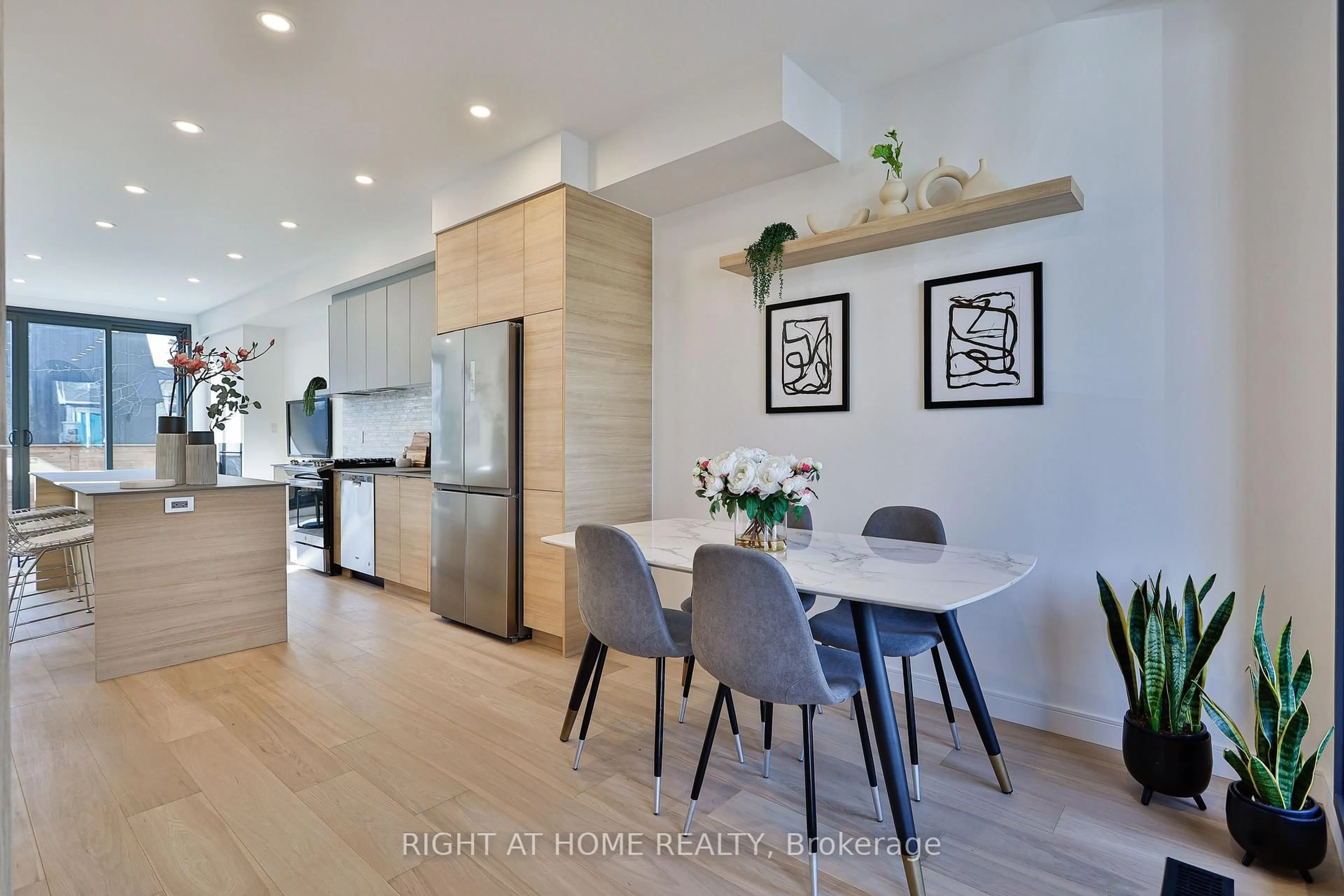 Contemporary kitchen, unknown for 11 Merrill Ave #MAIN AND LANEWAY, Toronto Ontario M4C 1C4