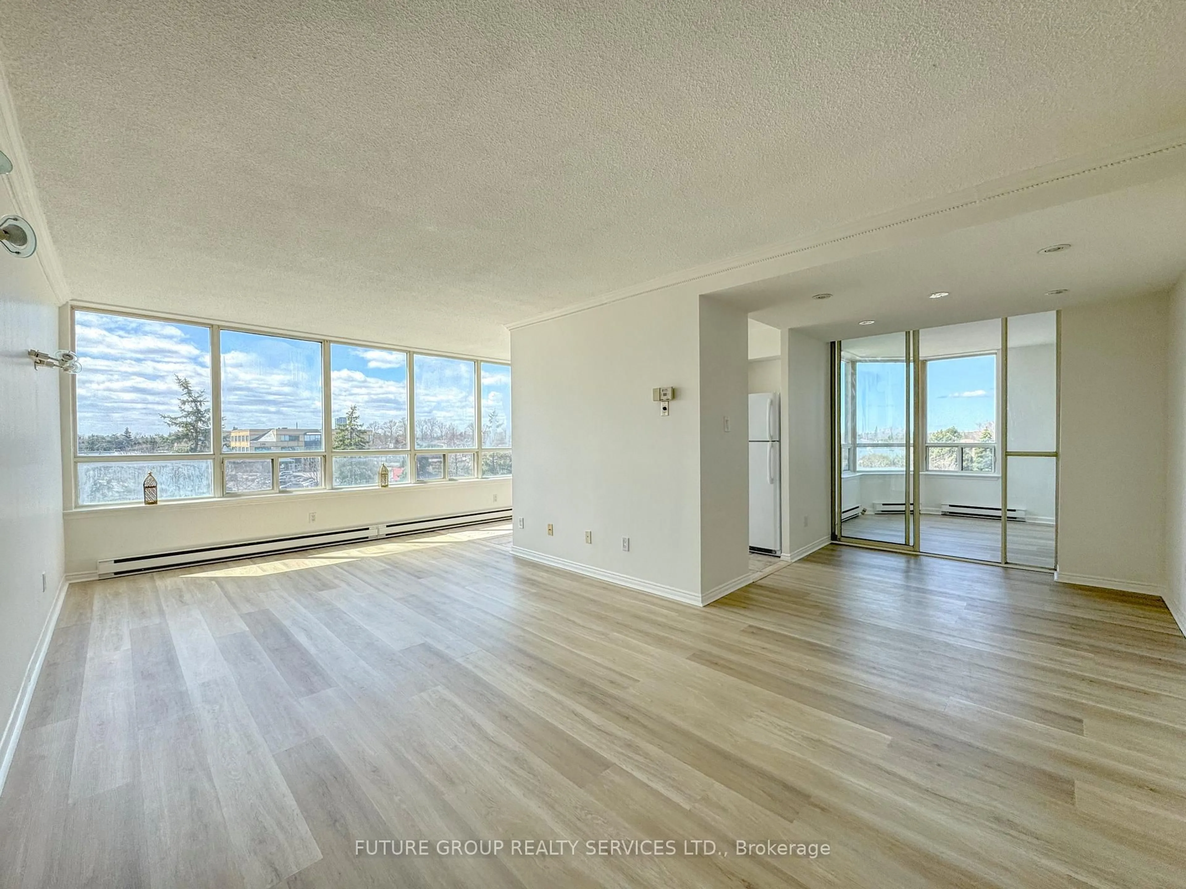 A pic of a room for 160 Alton Towers Circ #504, Toronto Ontario M1V 4X8