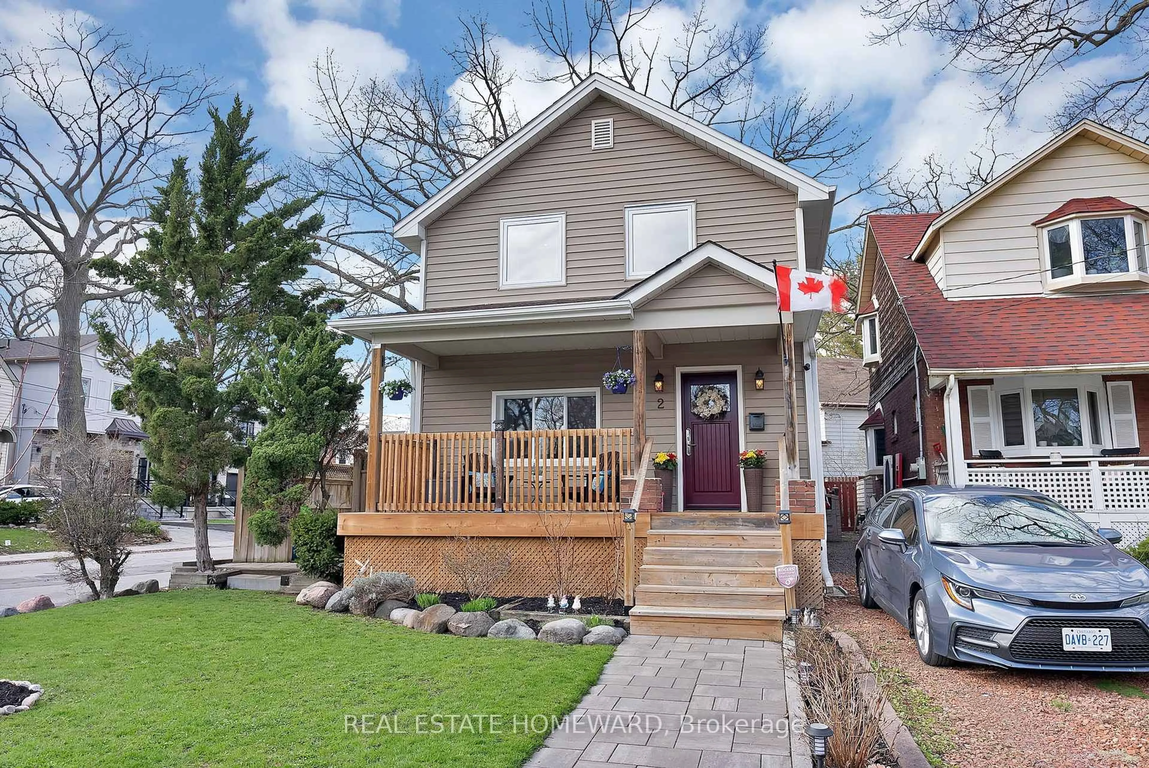 Unknown for 2 Lynn Rd, Toronto Ontario M1N 2A3