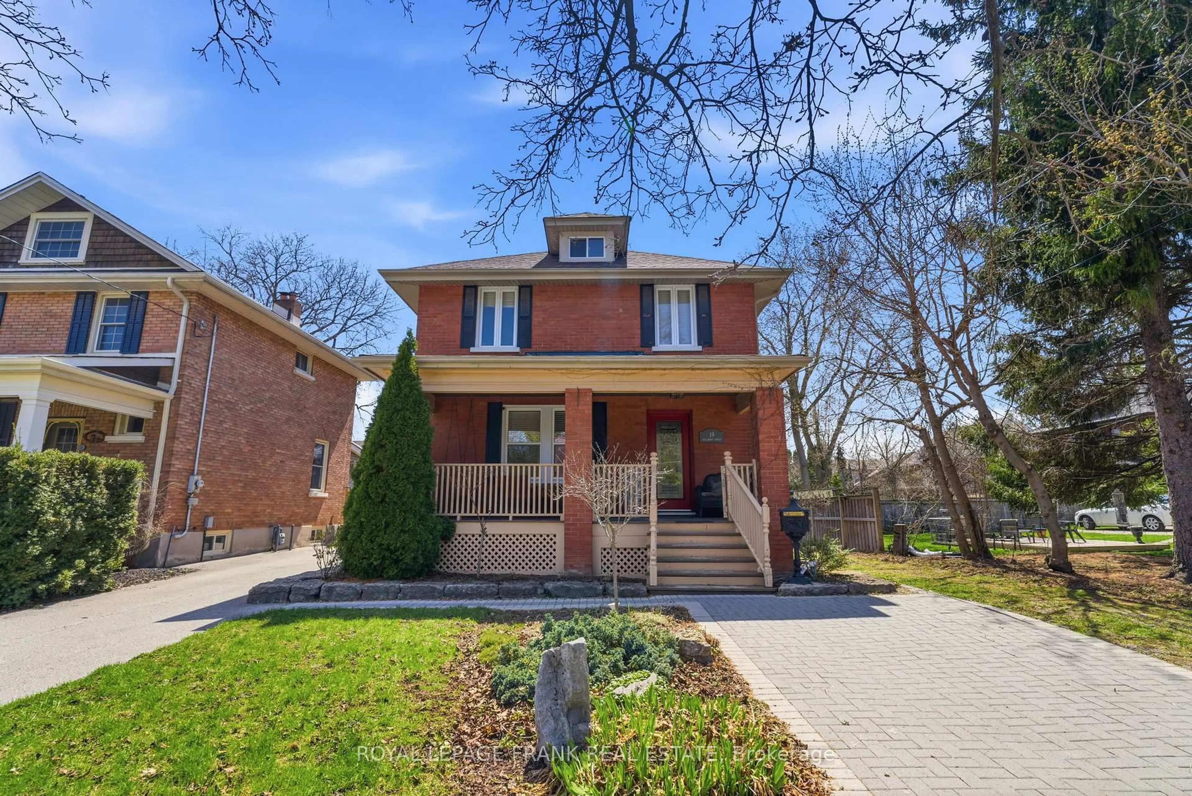 Home with brick exterior material, street for 19 Hillcroft St, Oshawa Ontario L1G 2K8