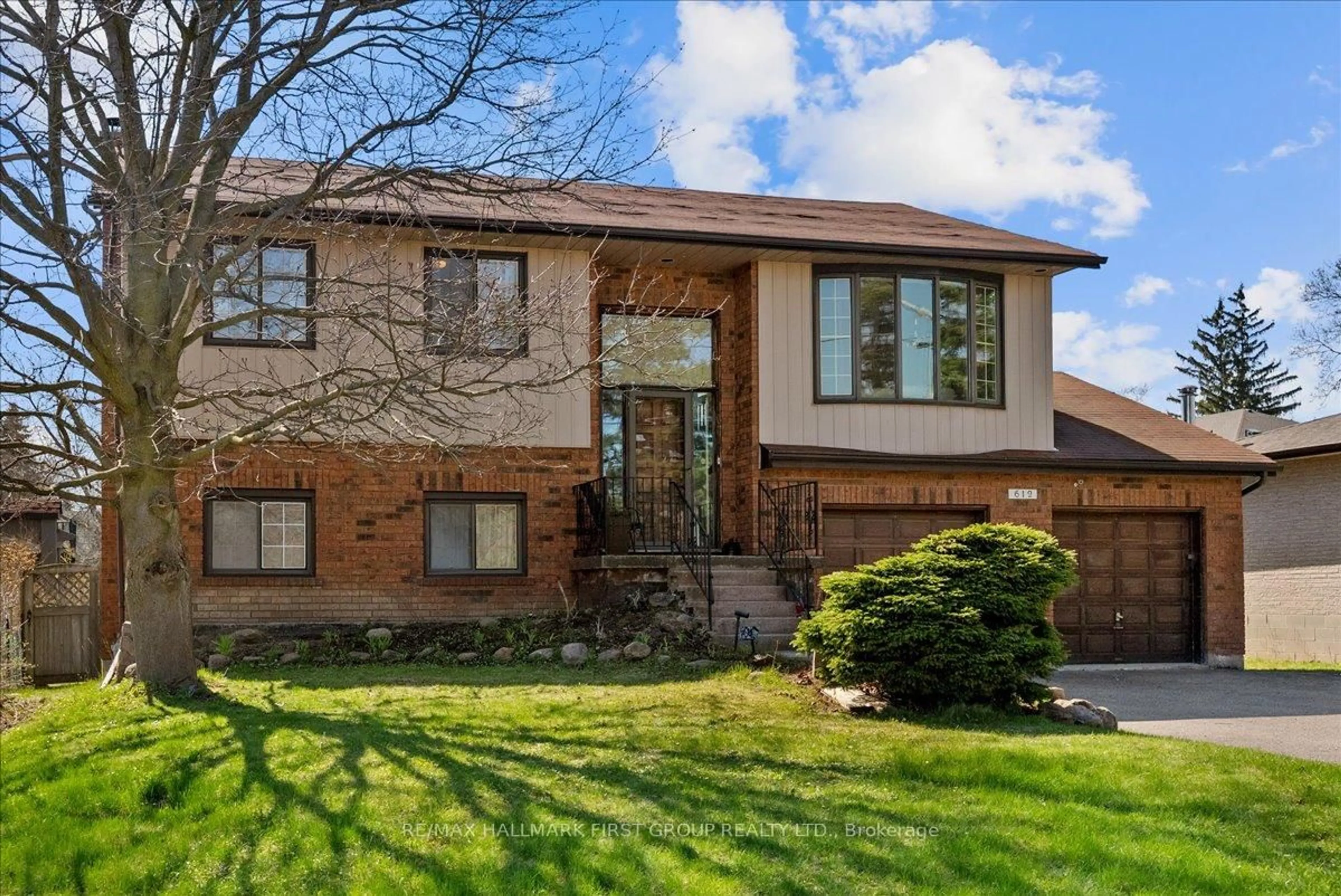 Home with brick exterior material, street for 612 Westshore Blvd, Pickering Ontario L1W 2T8