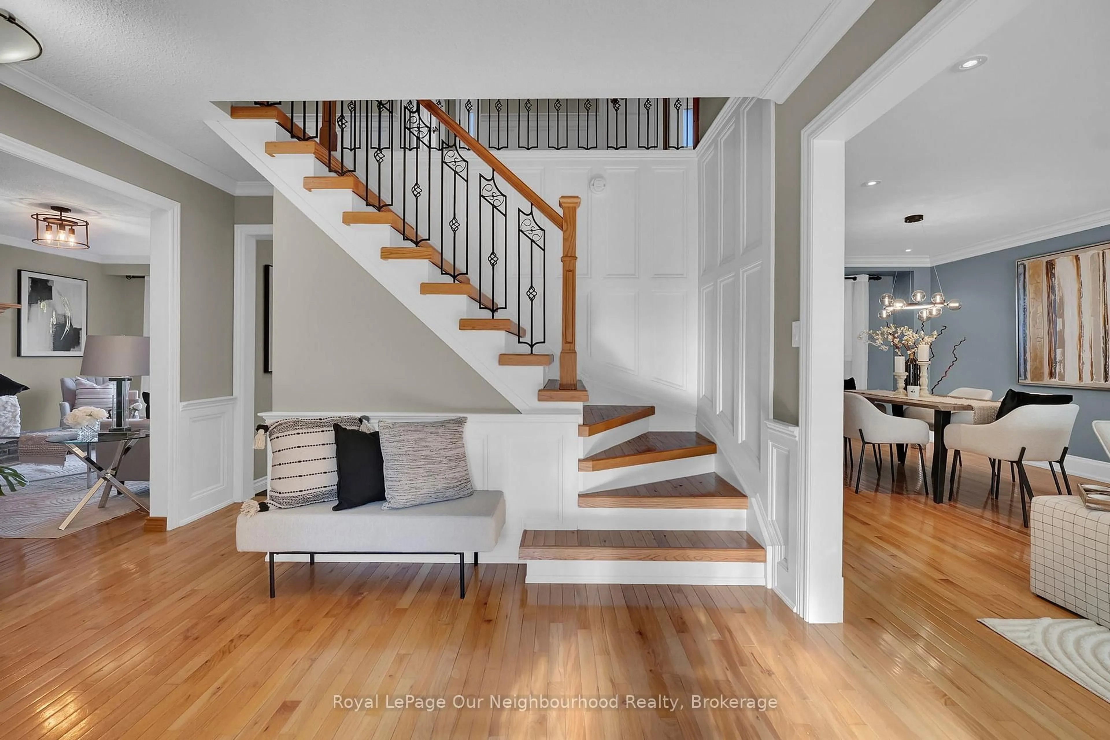 Stairs for 71 Rhonda Blvd, Clarington Ontario L1C 3W3