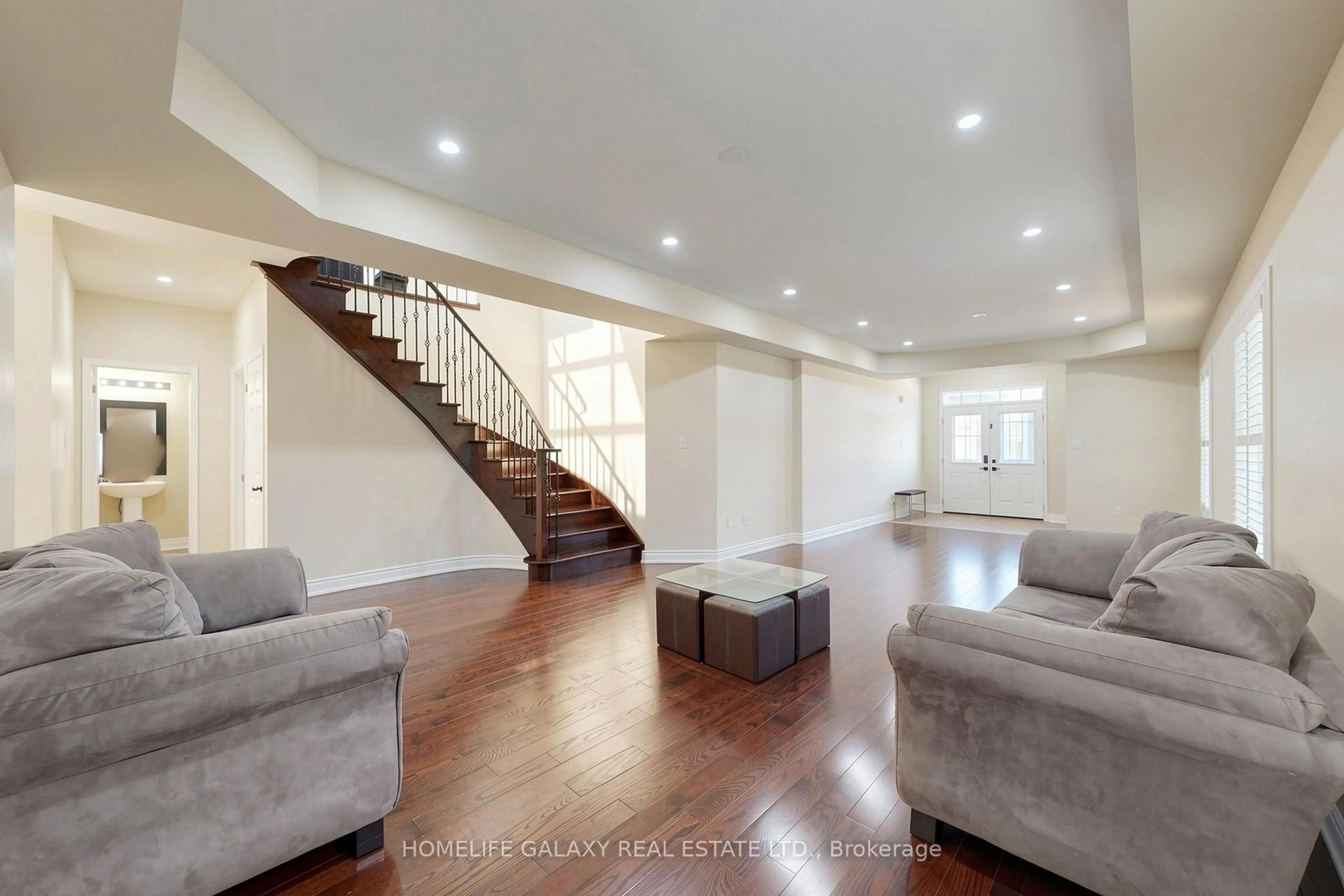 Unknown for 1871 Arborwood Dr, Oshawa Ontario L1K 0R3