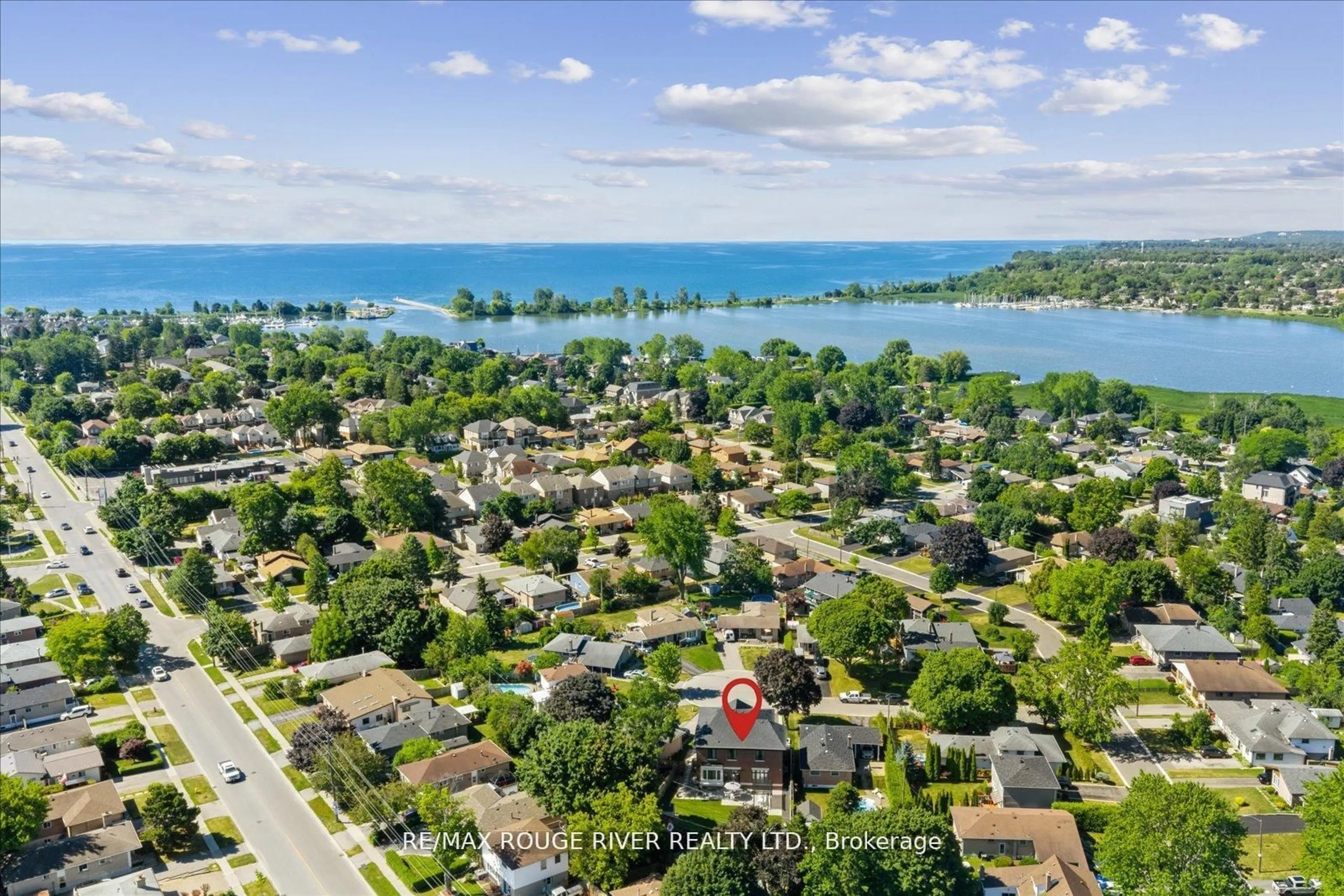 A pic from outside/outdoor area/front of a property/back of a property/a pic from drone, water/lake/river/ocean view for 1278 Trellis Crt, Pickering Ontario L1W 1J2