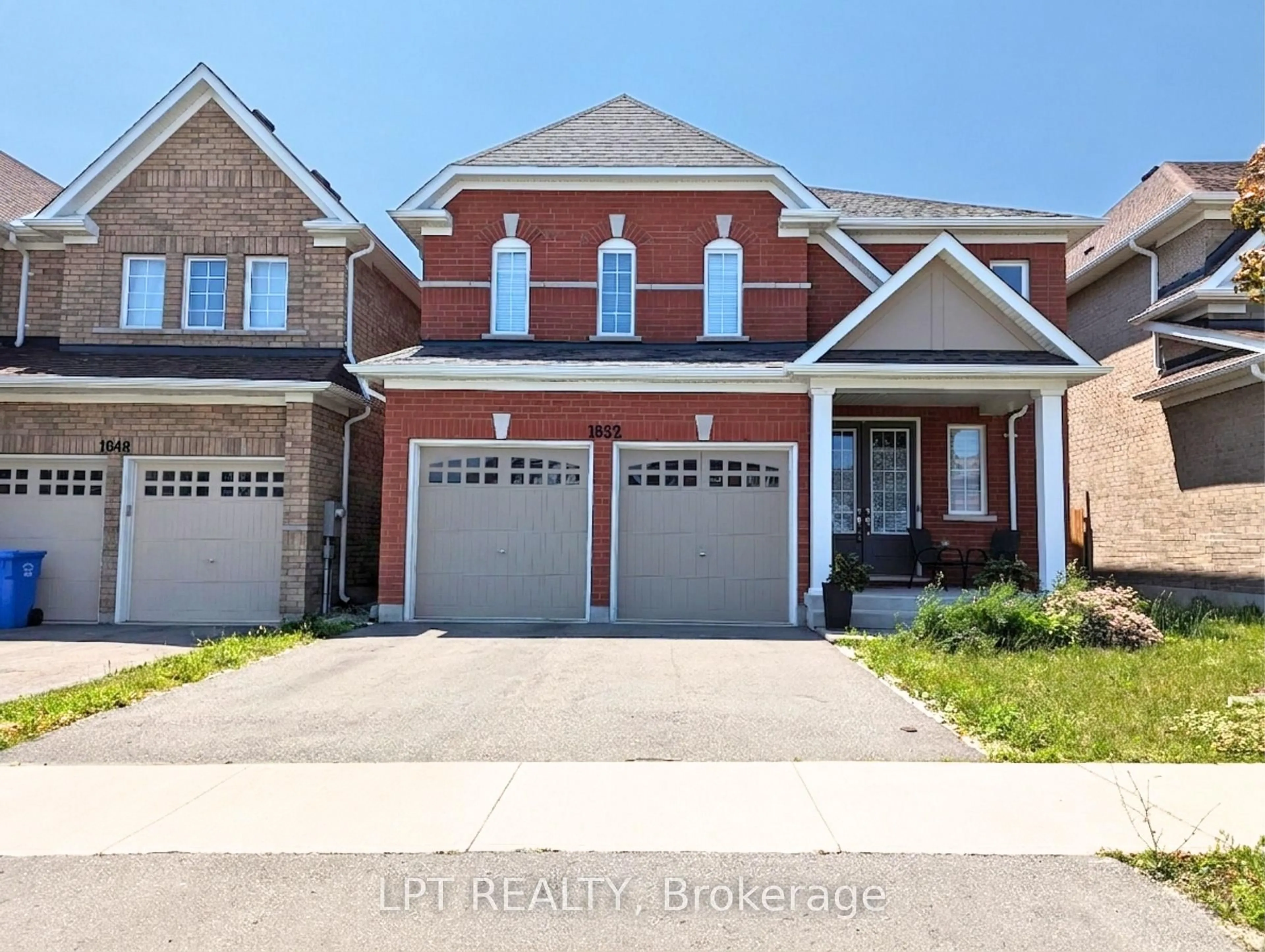 Home with brick exterior material, street for 1852 Grandview St, Oshawa Ontario L1K 0Y2