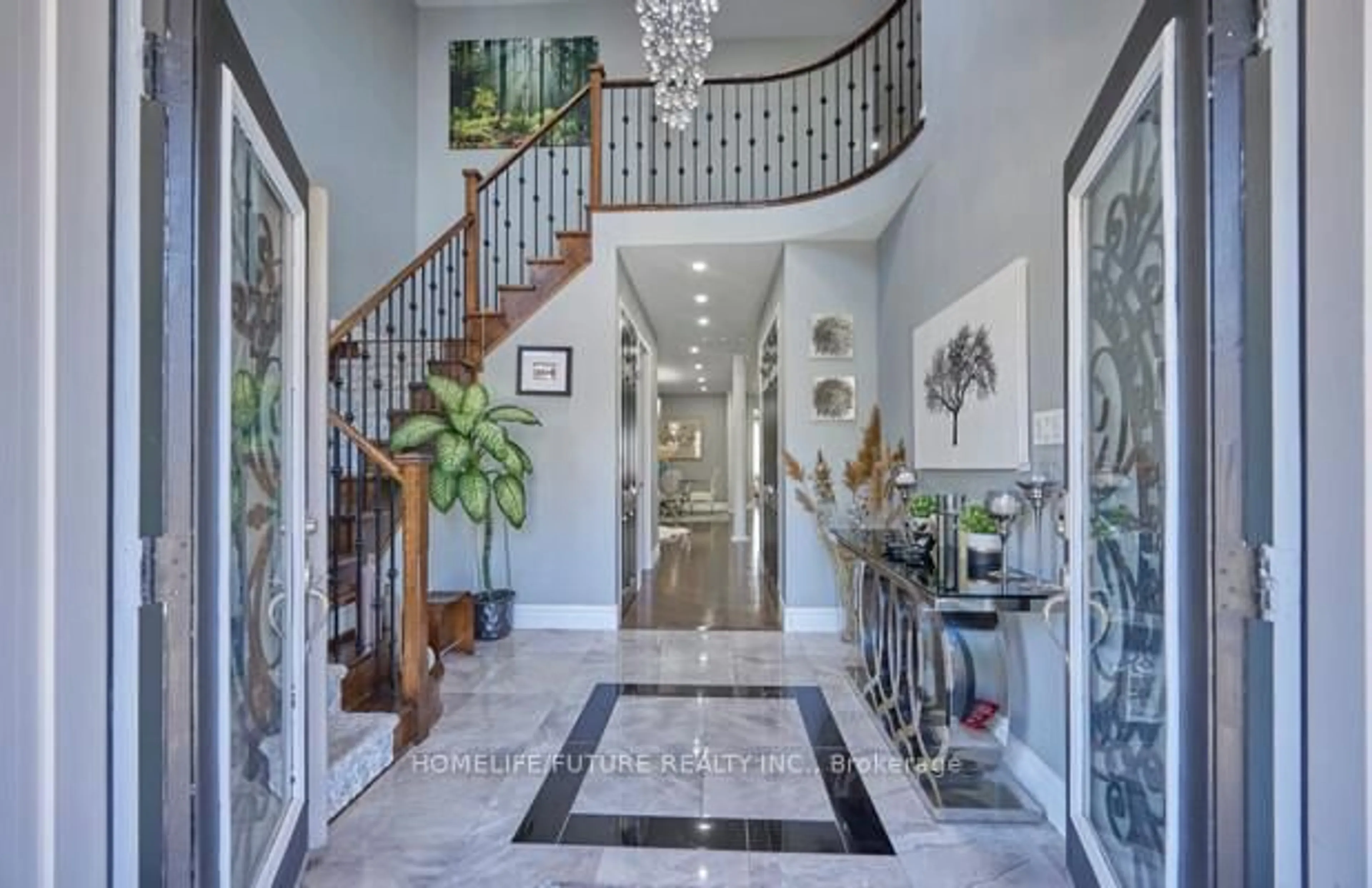 Indoor entryway for 2549 Snow Knight Dr, Oshawa Ontario L1L 0K2