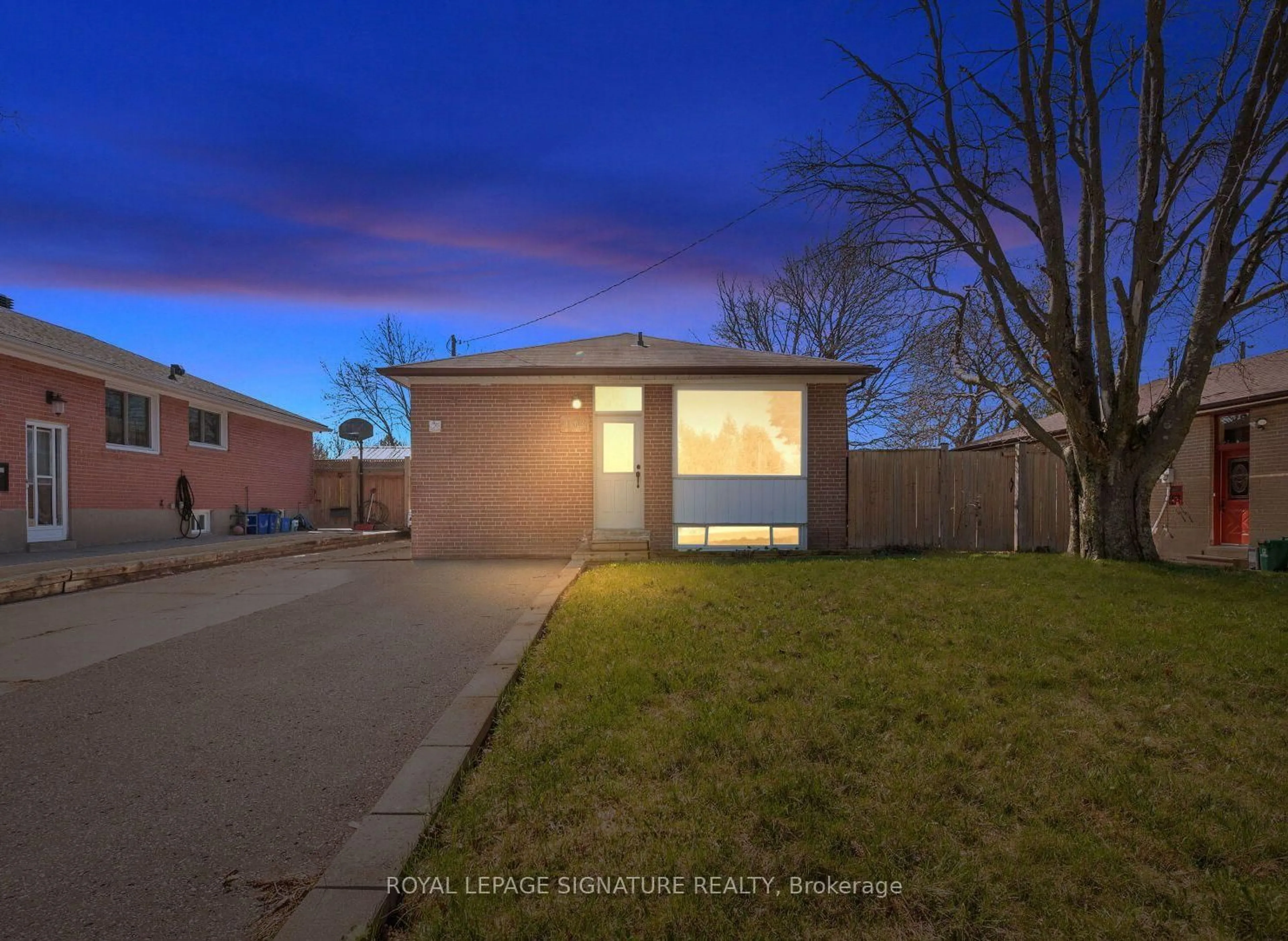 Unknown for 1003 Wardman Cres, Whitby Ontario L1N 3H1