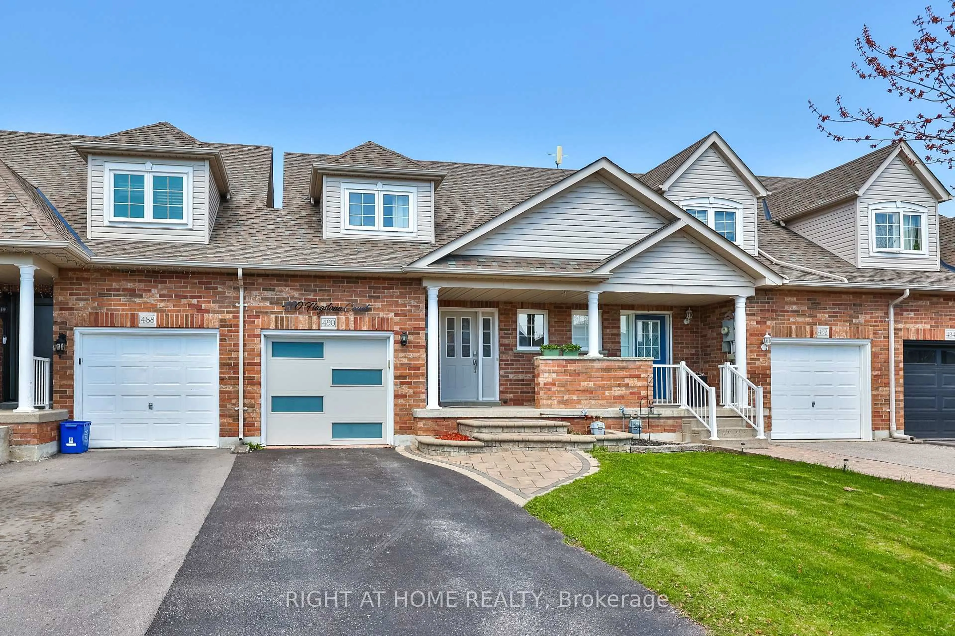 Home with brick exterior material, street for 490 Flagstone Crt, Oshawa Ontario L1K 2Z7