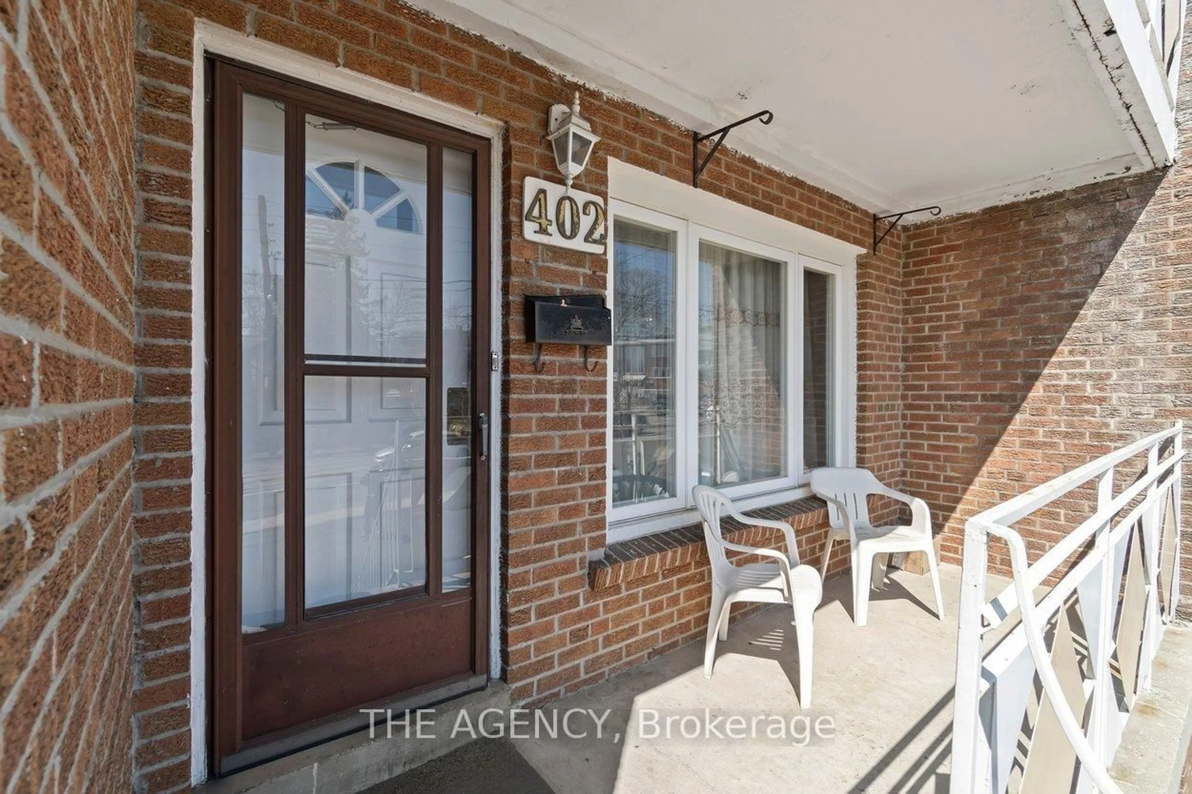 Unknown for 402 Kingston Rd, Toronto Ontario M4L 1T9