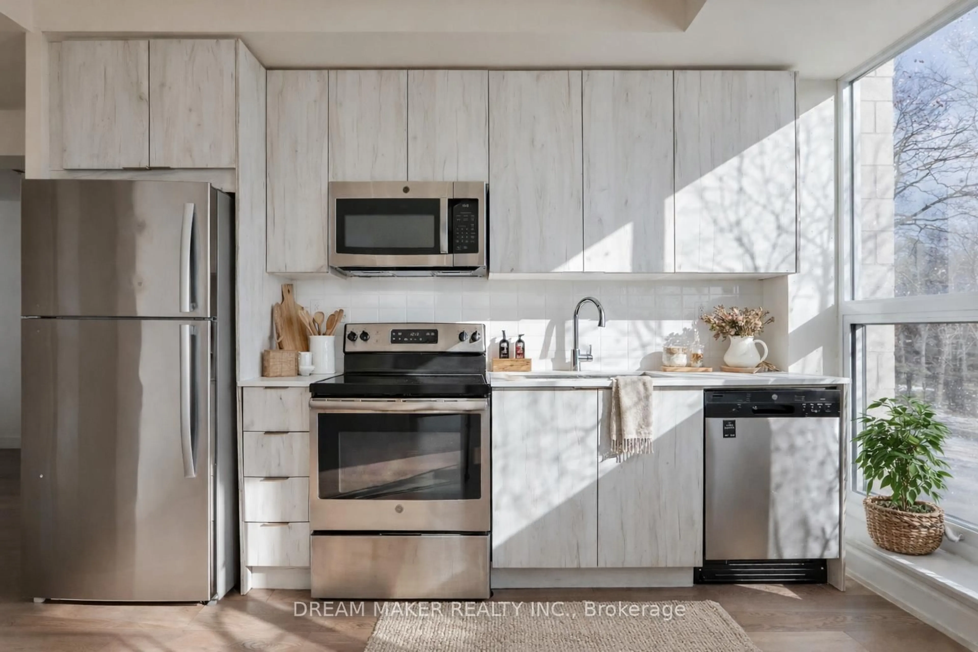 Unknown for 1350 Kingston Rd #115, Toronto Ontario M1N 1C8