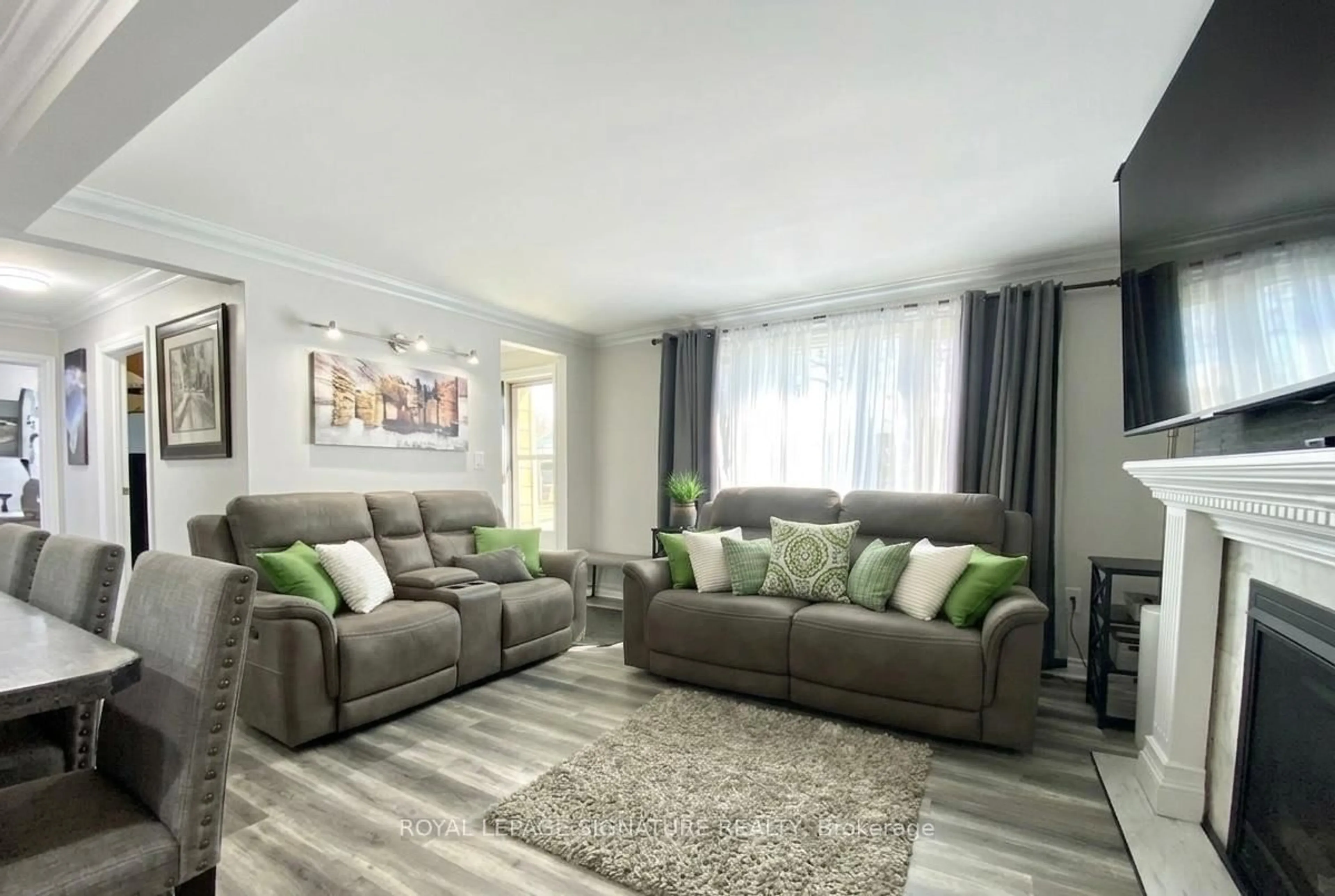 Living room with furniture, unknown for 1914 Liverpool Rd, Pickering Ontario L1V 1W5