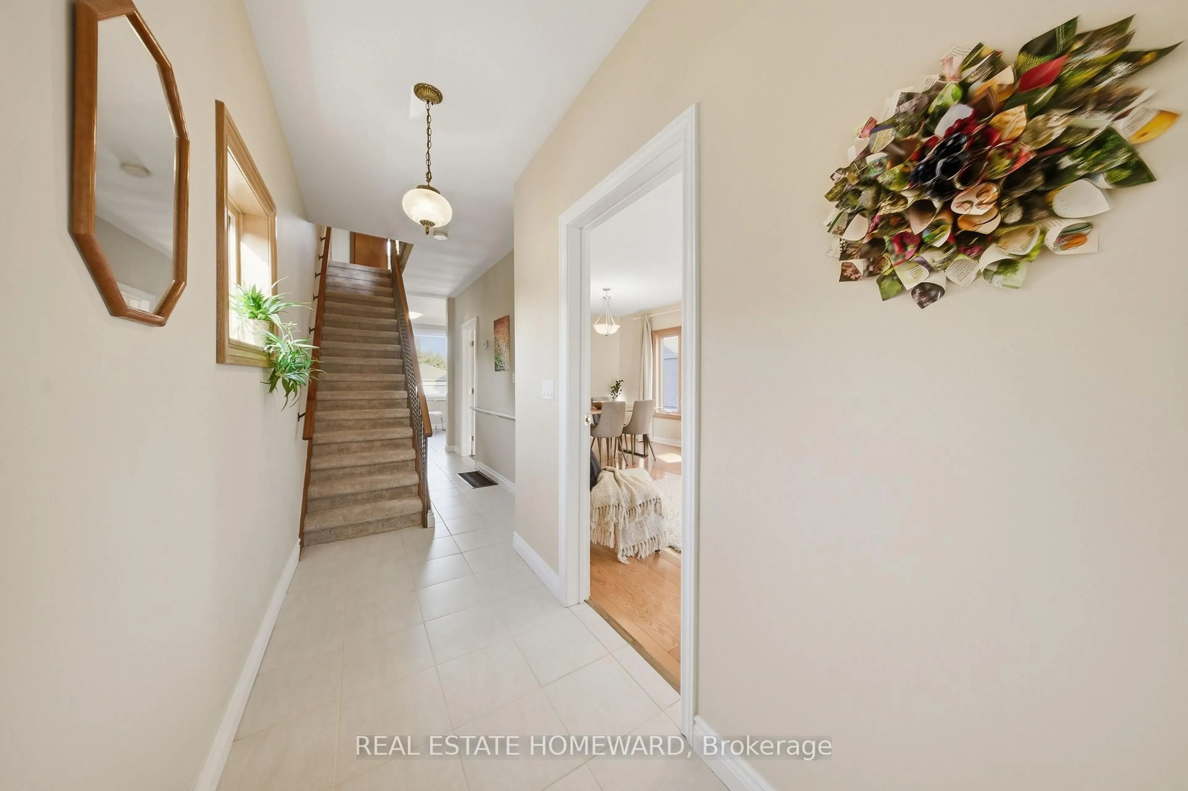 Indoor entryway for 259 Woodmount Ave, Toronto Ontario M4C 4A2