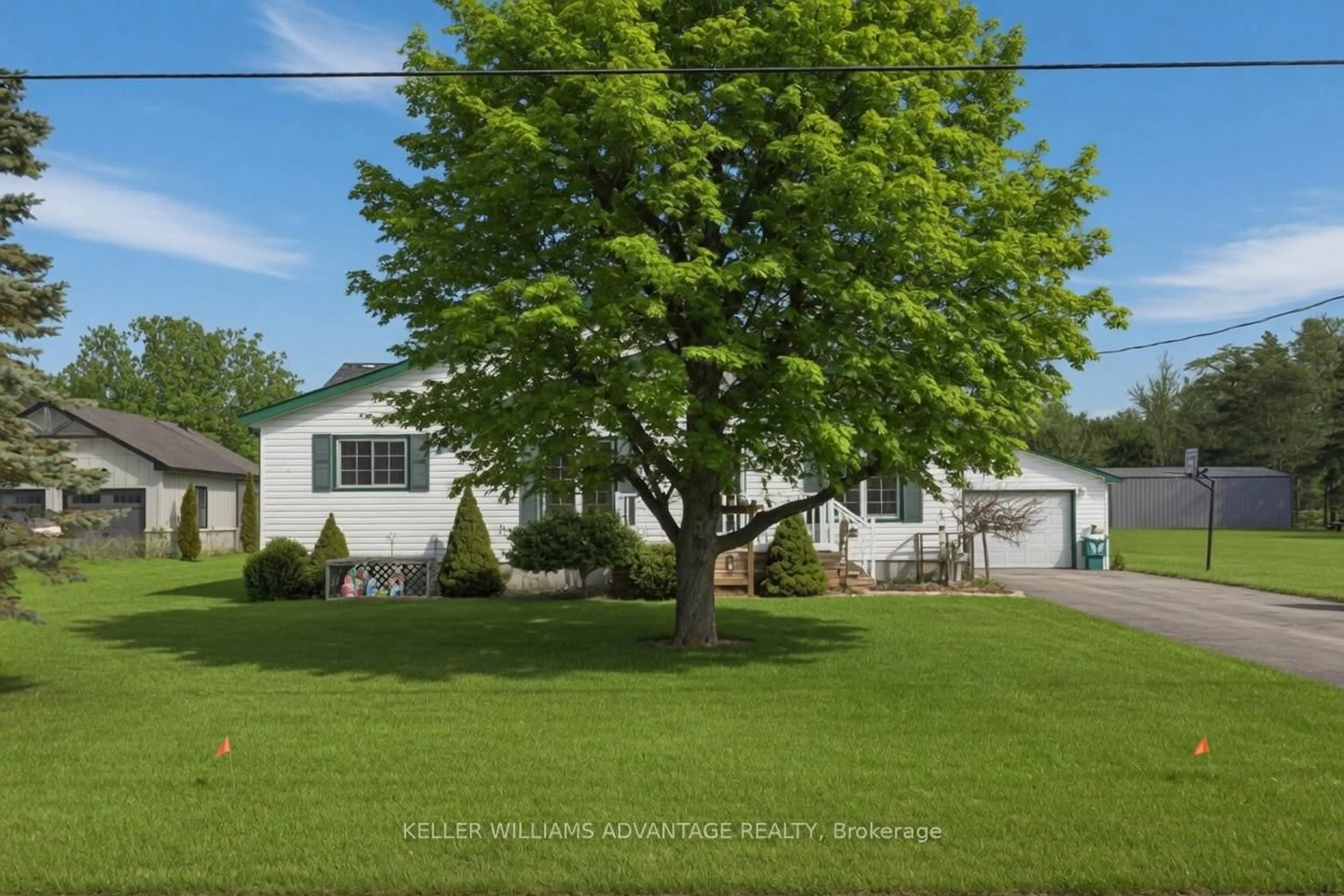 Home with vinyl exterior material, unknown for 2347 Hancock Rd, Clarington Ontario L1E 2M3